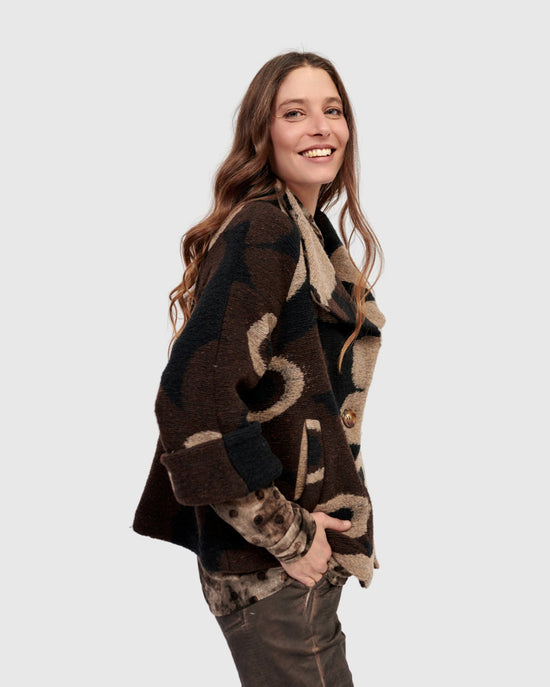 ז'קט חשוב פרח