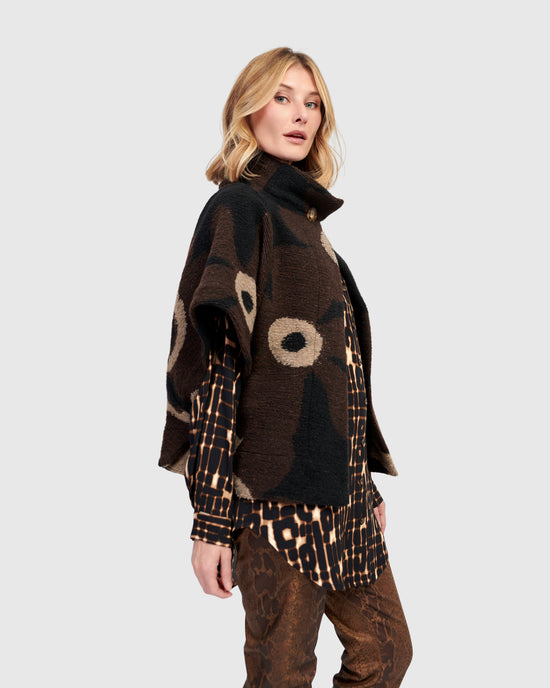 ווסט קצר פרח