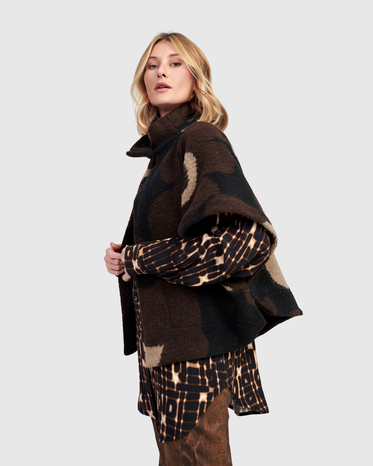 ווסט קצר פרח