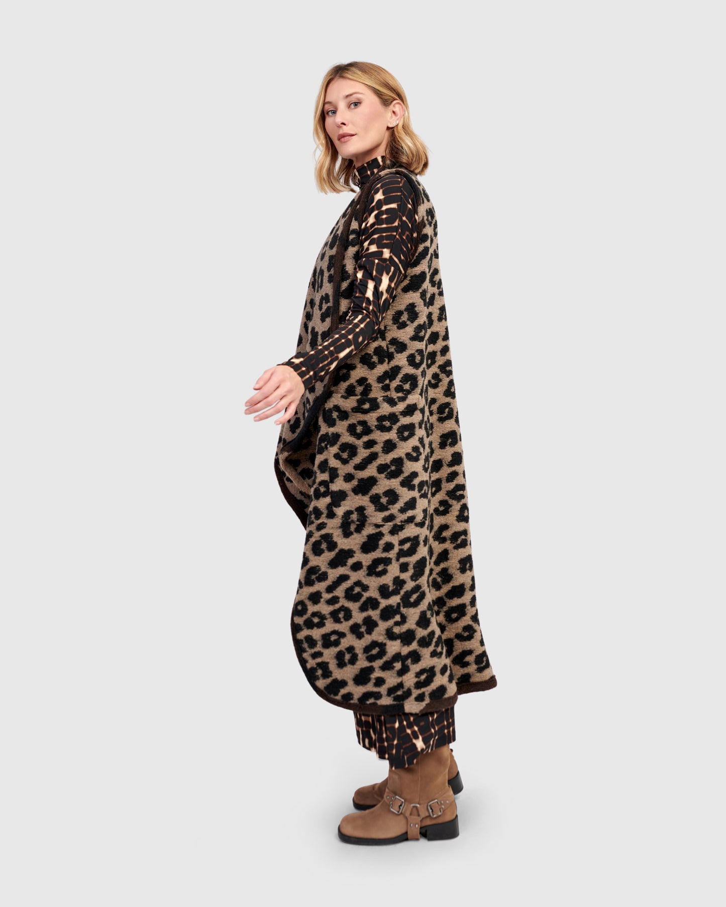 ווסט ארוך לאופרד מנומר