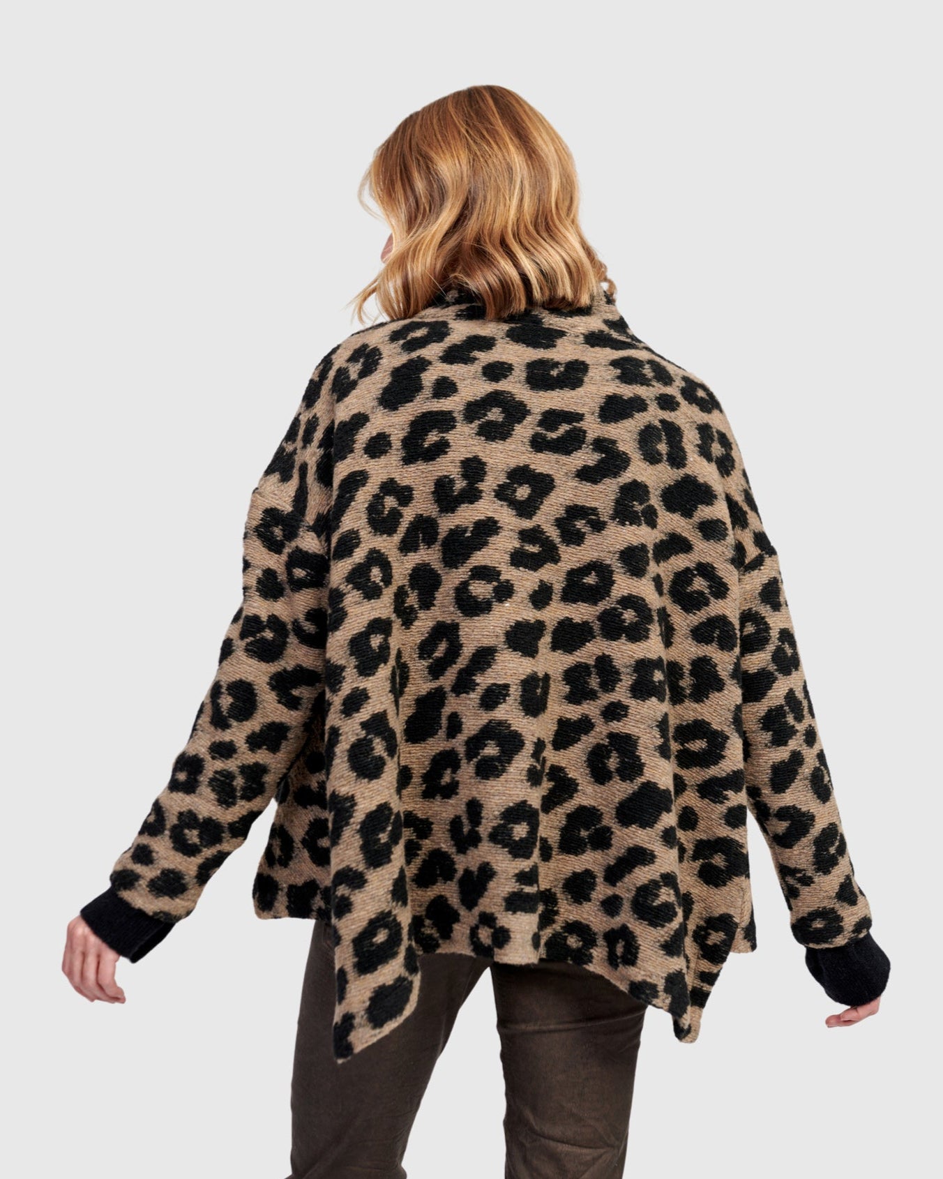 מעיל קצר לאופרד