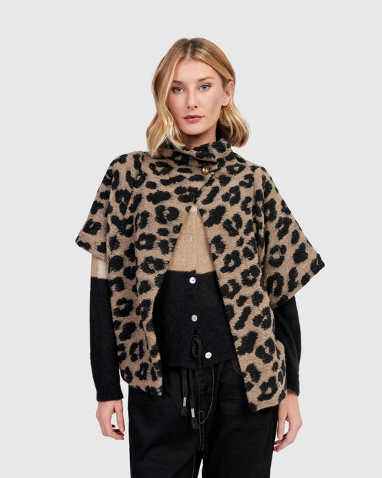 ווסט קצר לאופרד מנומר