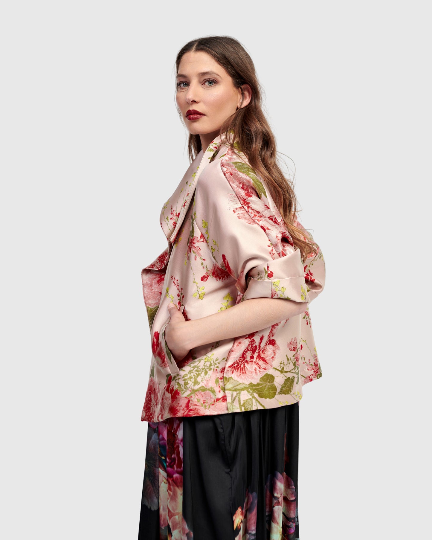 ז'קט אפטר דארק טוב פרחוני