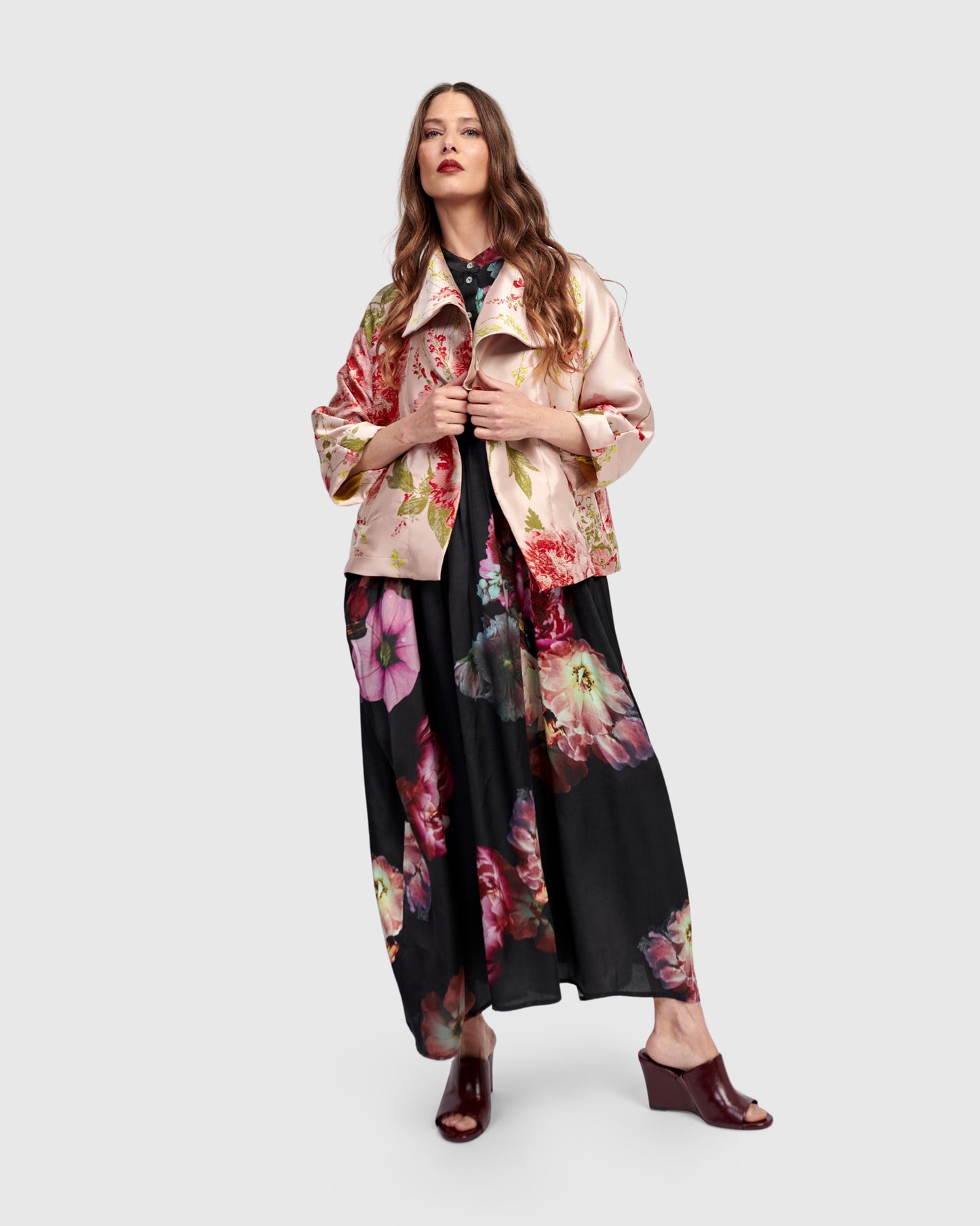 ז'קט אפטר דארק טוב פרחוני