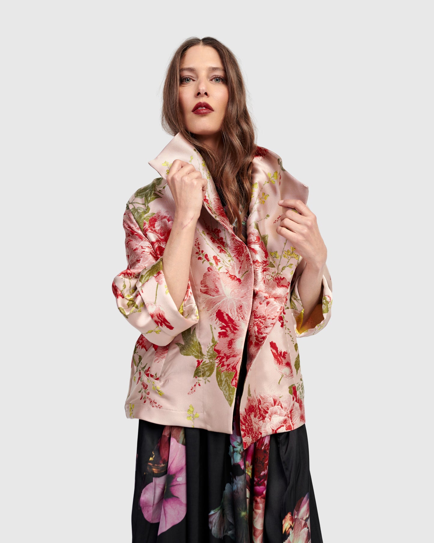 ז'קט אפטר דארק טוב פרחוני