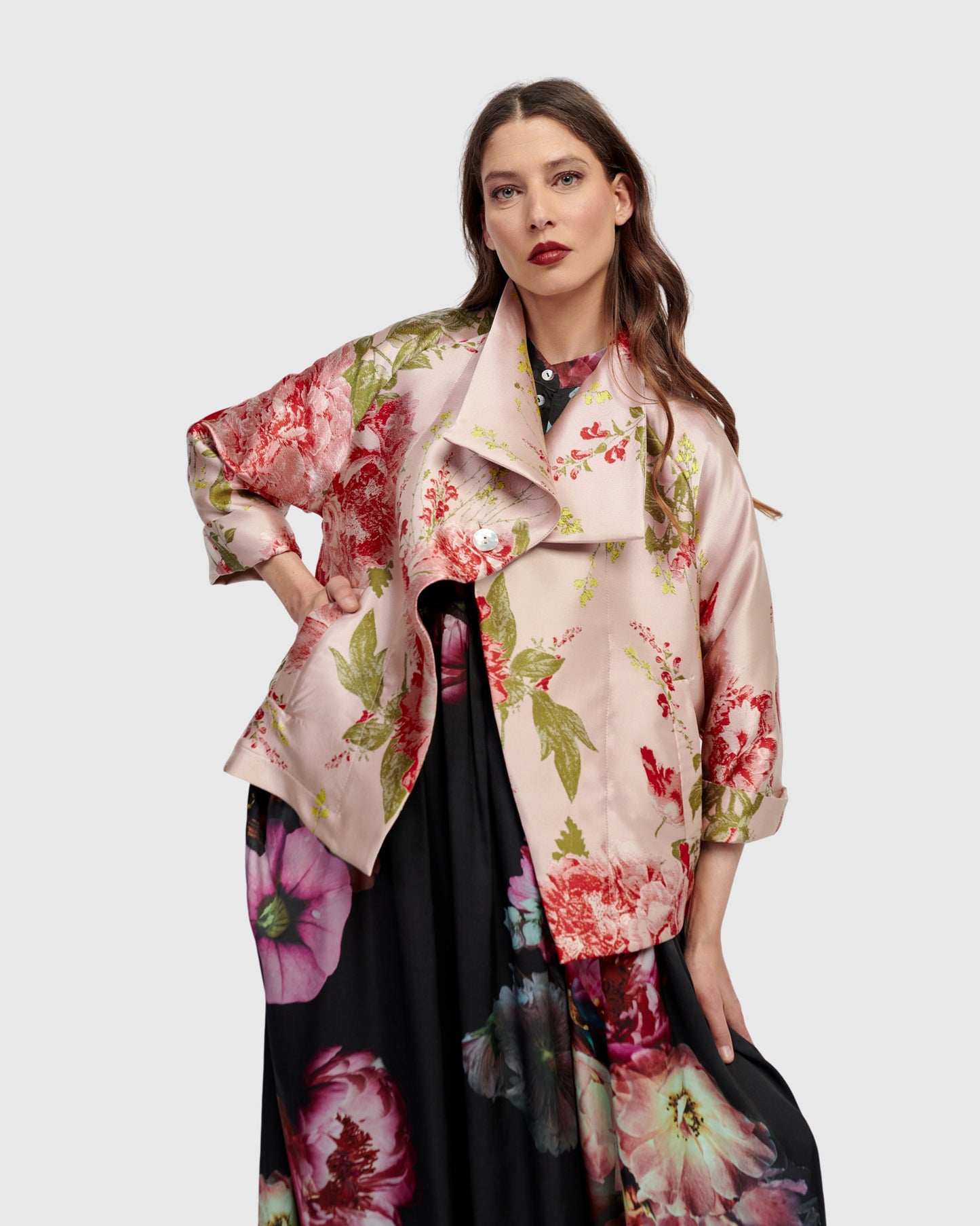 ז'קט אפטר דארק טוב פרחוני