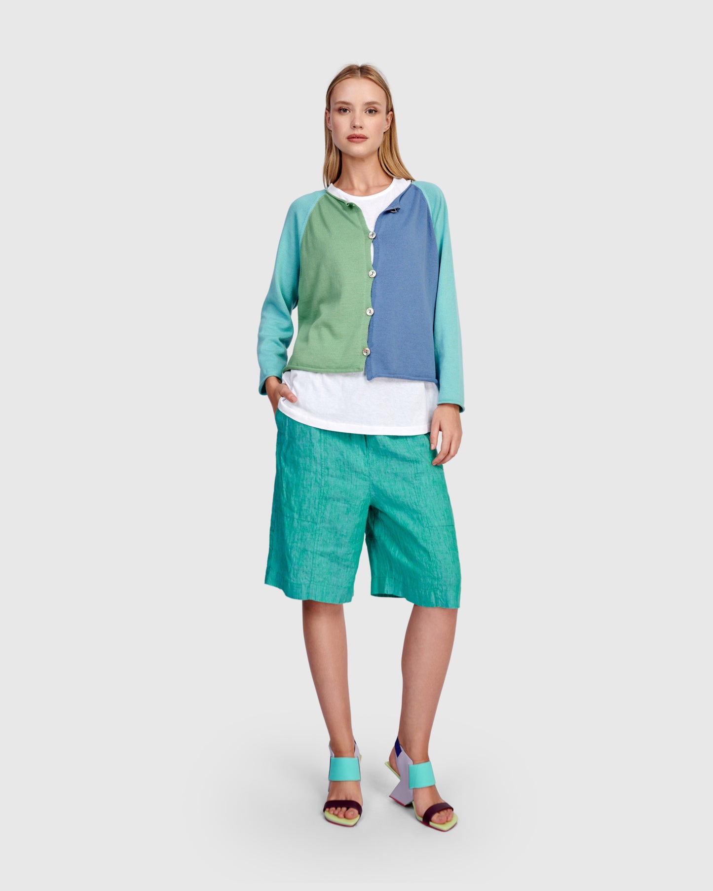 קרדיגן קולורבלוק אקווה