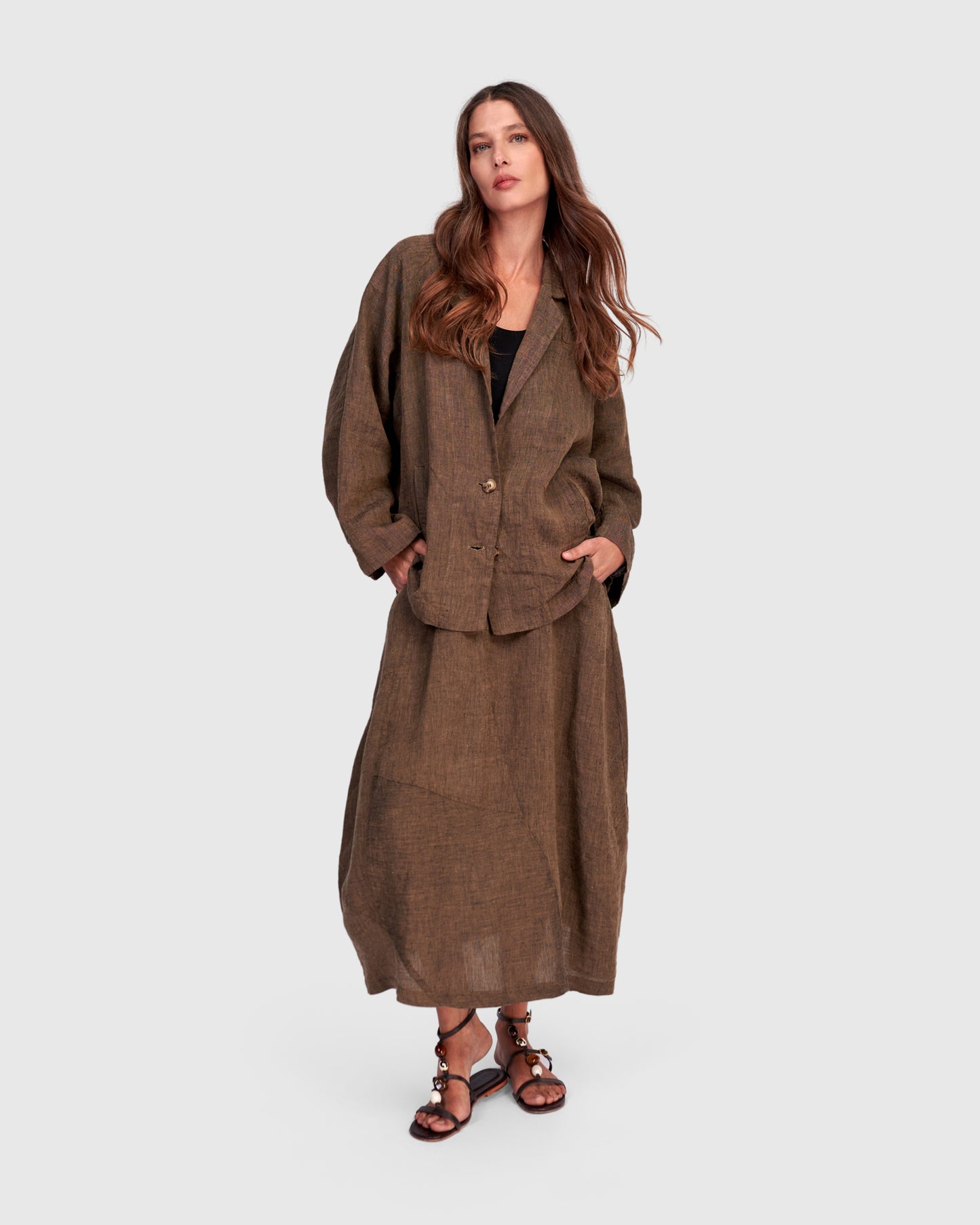 חצאית פשתן חומה