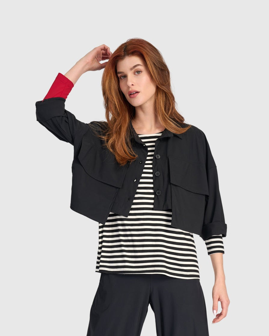 ז'קט טכנו קצר שחור