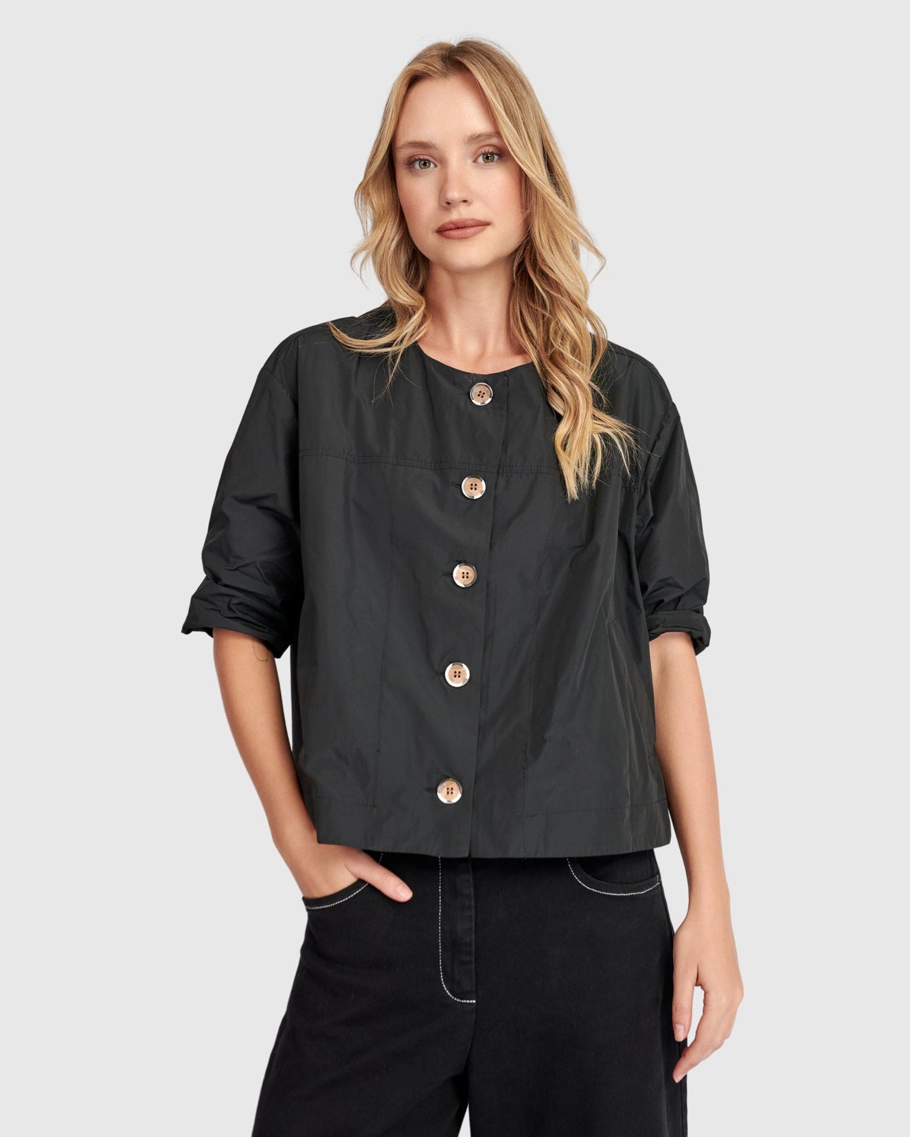 ז'קט אורבן טאפטה שחור