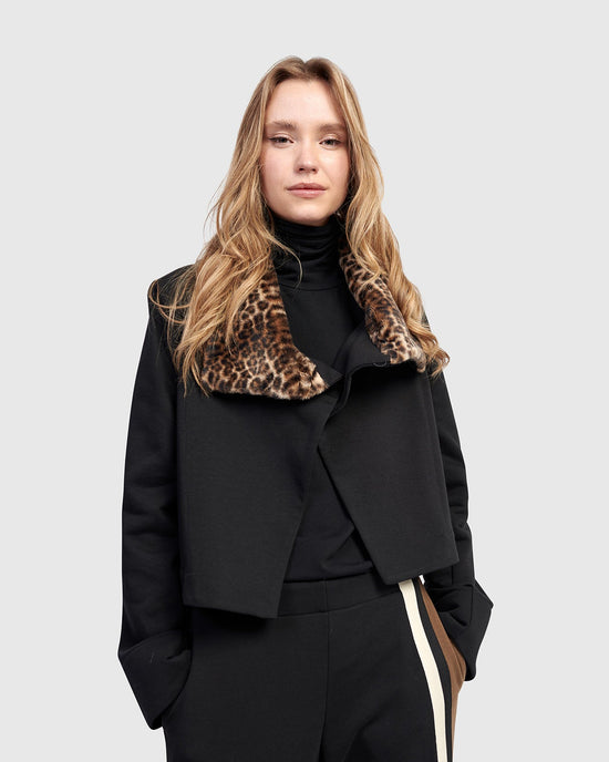 ז'קט אורבן צווארון פרווה