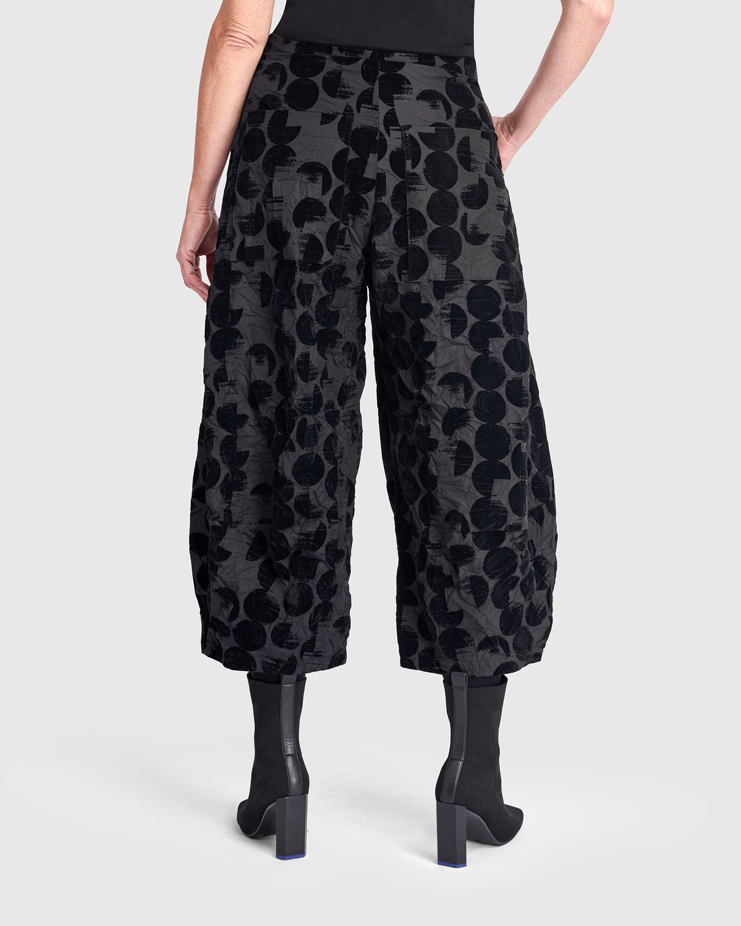 מכנסי פלוק שחור