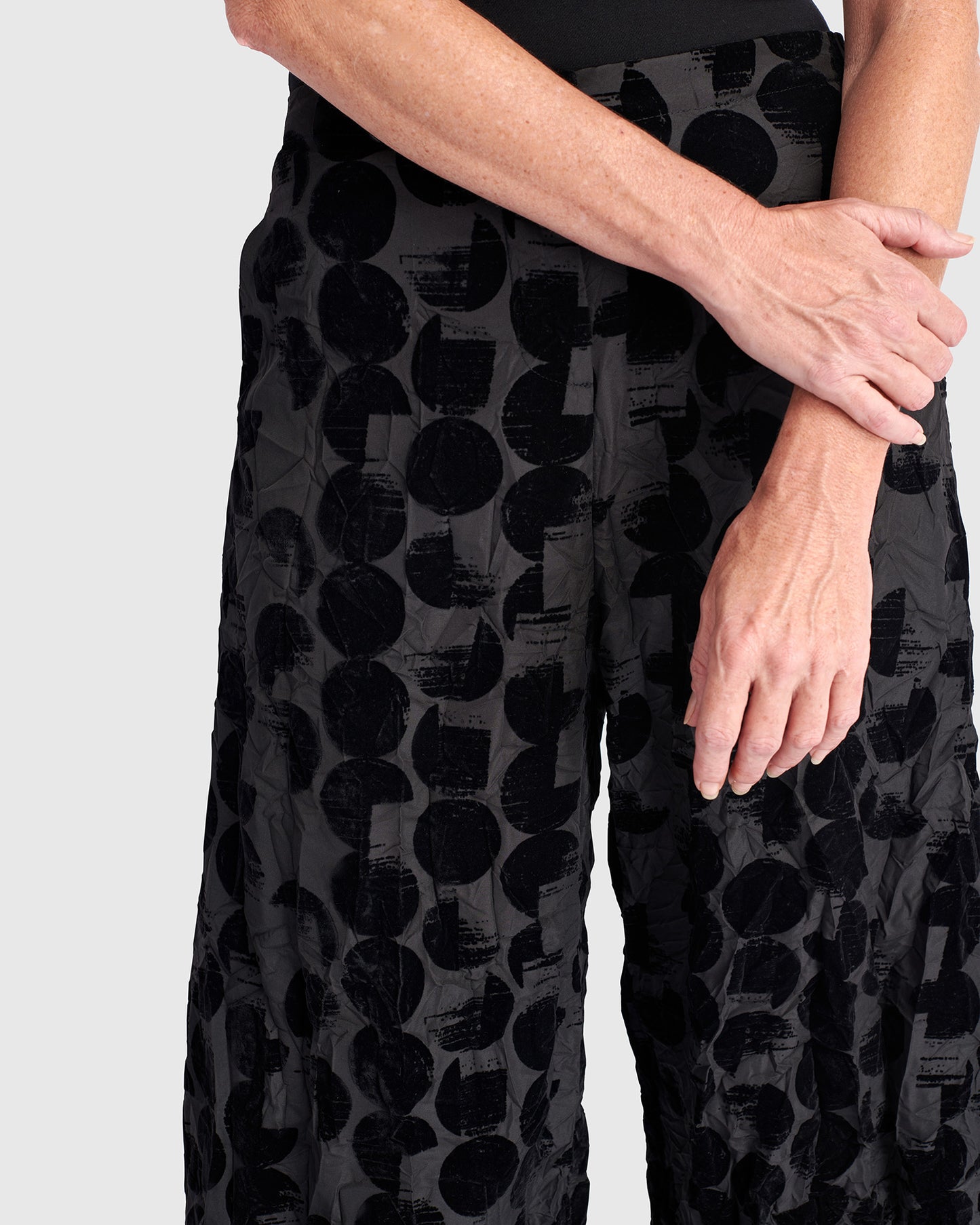 מכנסי פלוק שחור