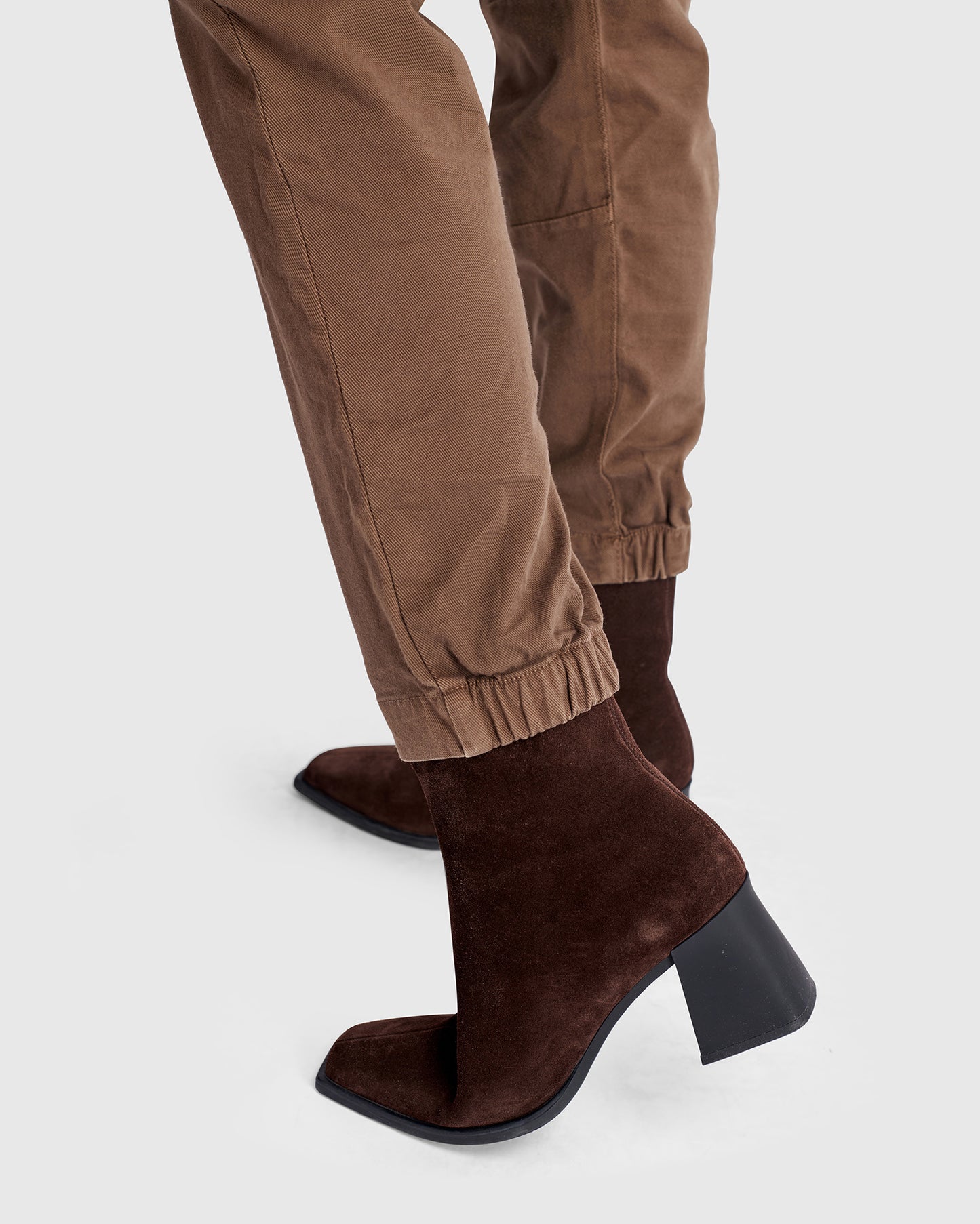 מכנסי גירלפרנד כאמל