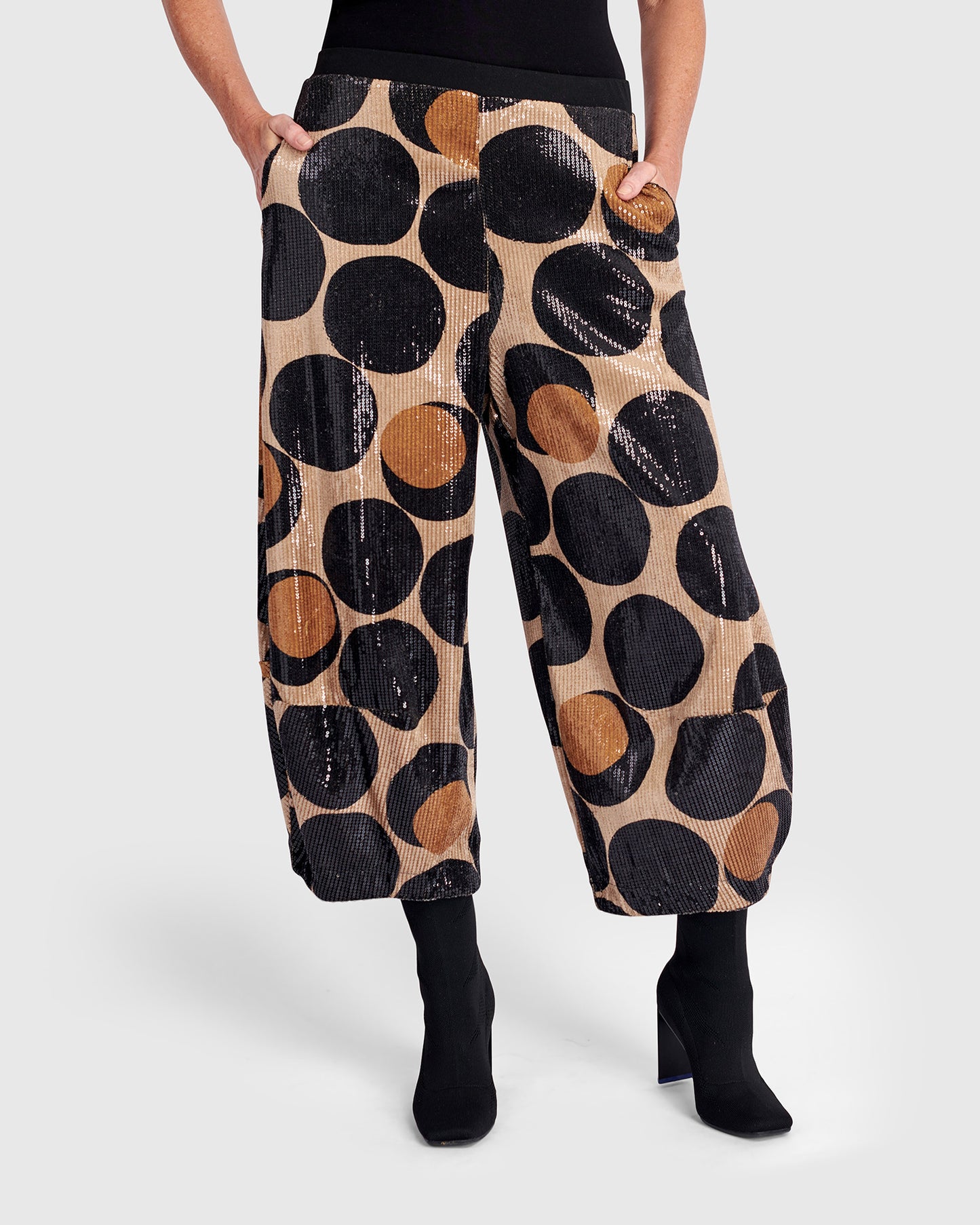 מכנסי פאייטים עיגולים