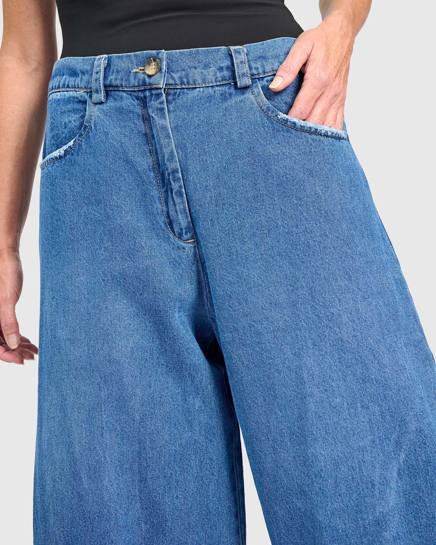 מכנסי מחוגה ג'ינס
