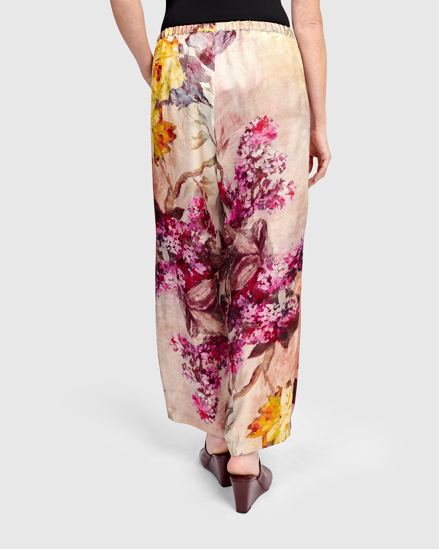 מכנסי אפטר דארק טוב פרחוני