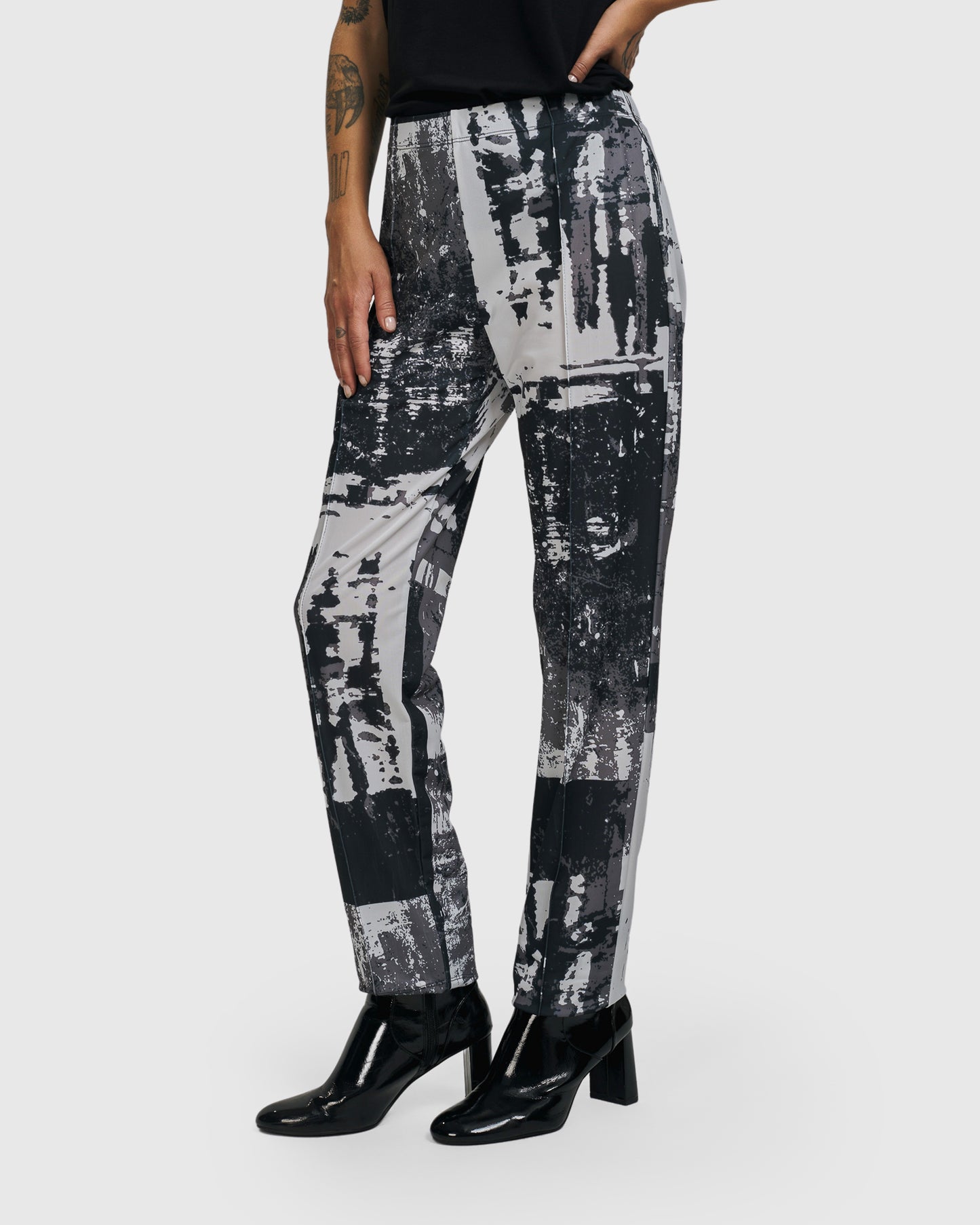 מכנסי מרילו טכנו מודפסים