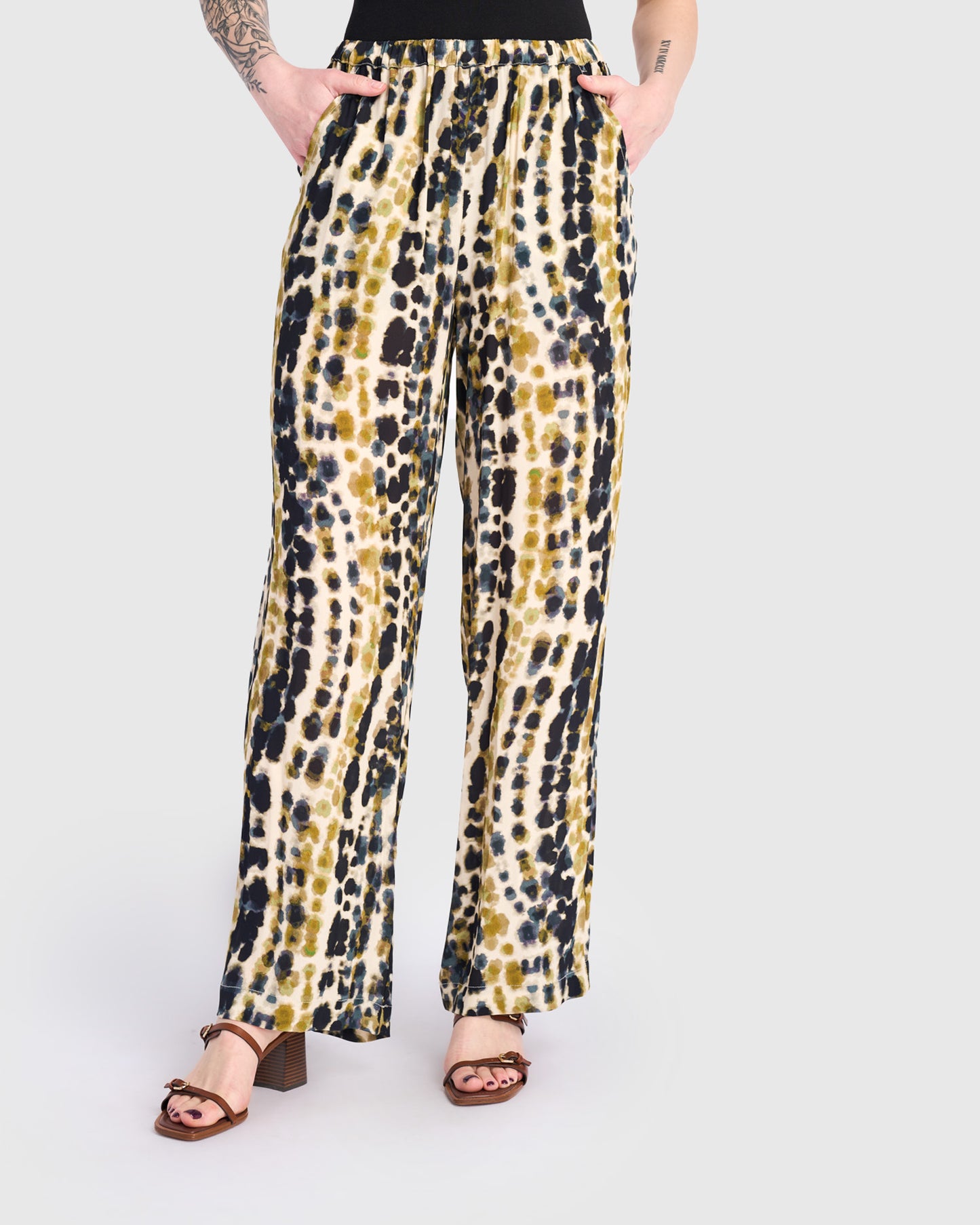 מכנסי בסטי ויסקוזה כתמים