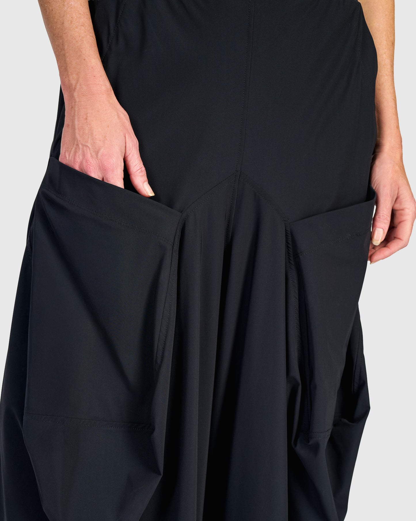 מכנסי טכנו הרמון שחור