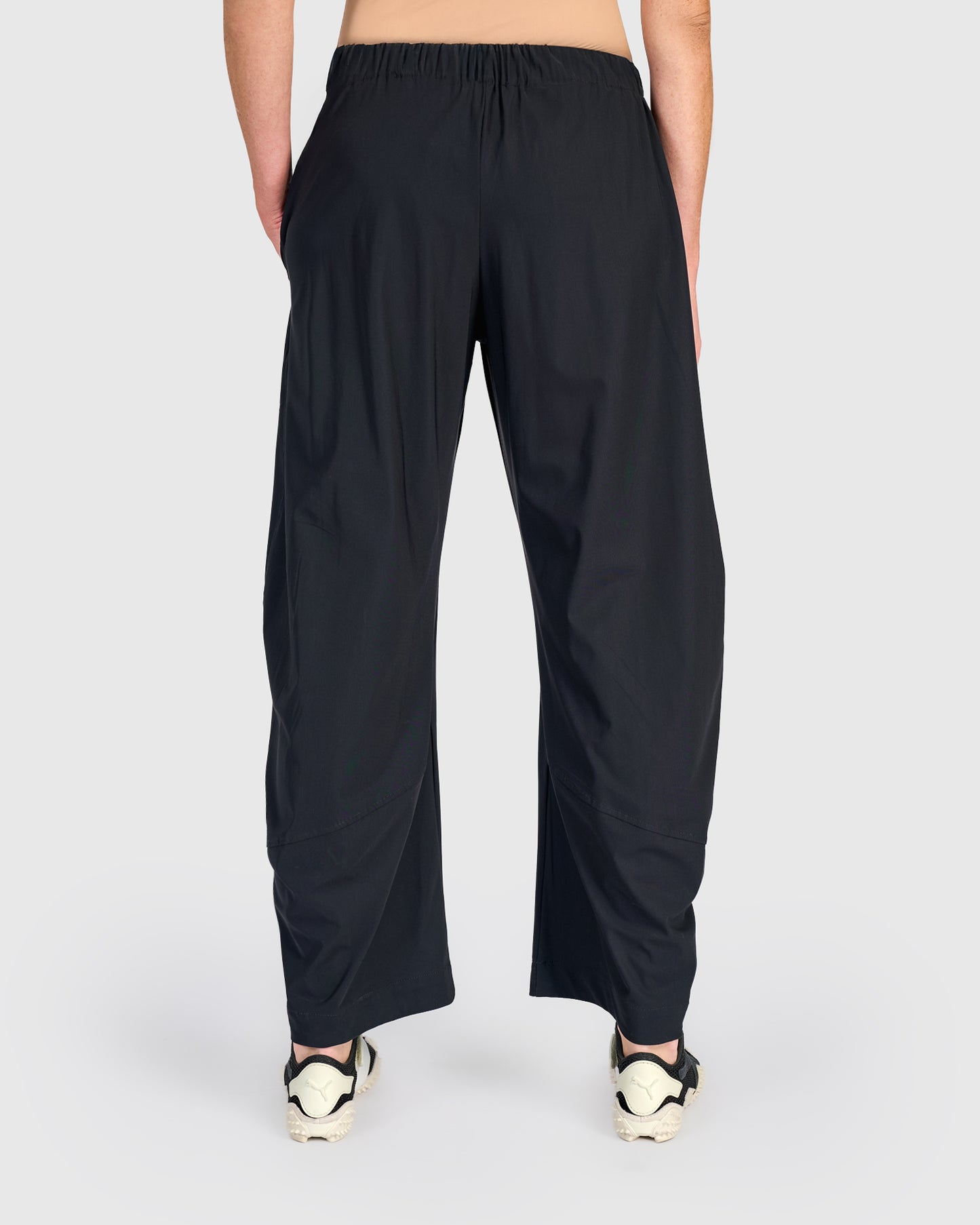 מכנסי טכנו זהב שחור