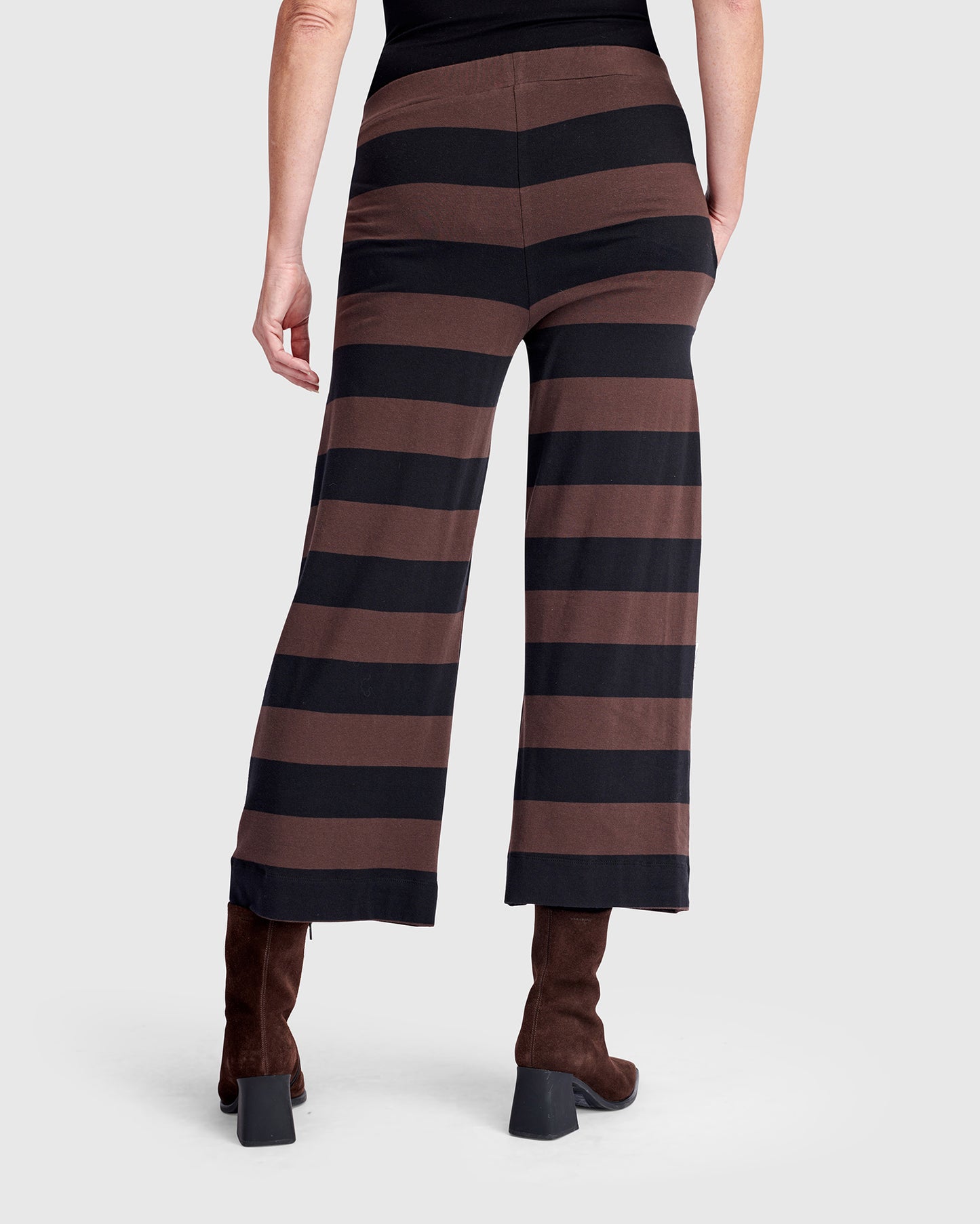 מכנסי אורבן בסטי פסים חום