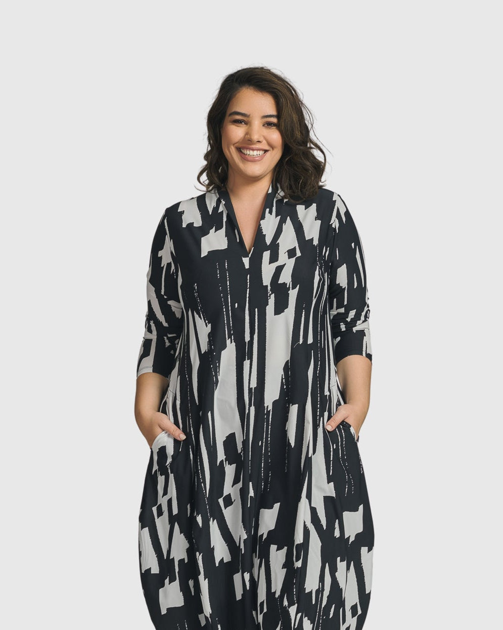 שמלה נסיכה שחור לבן