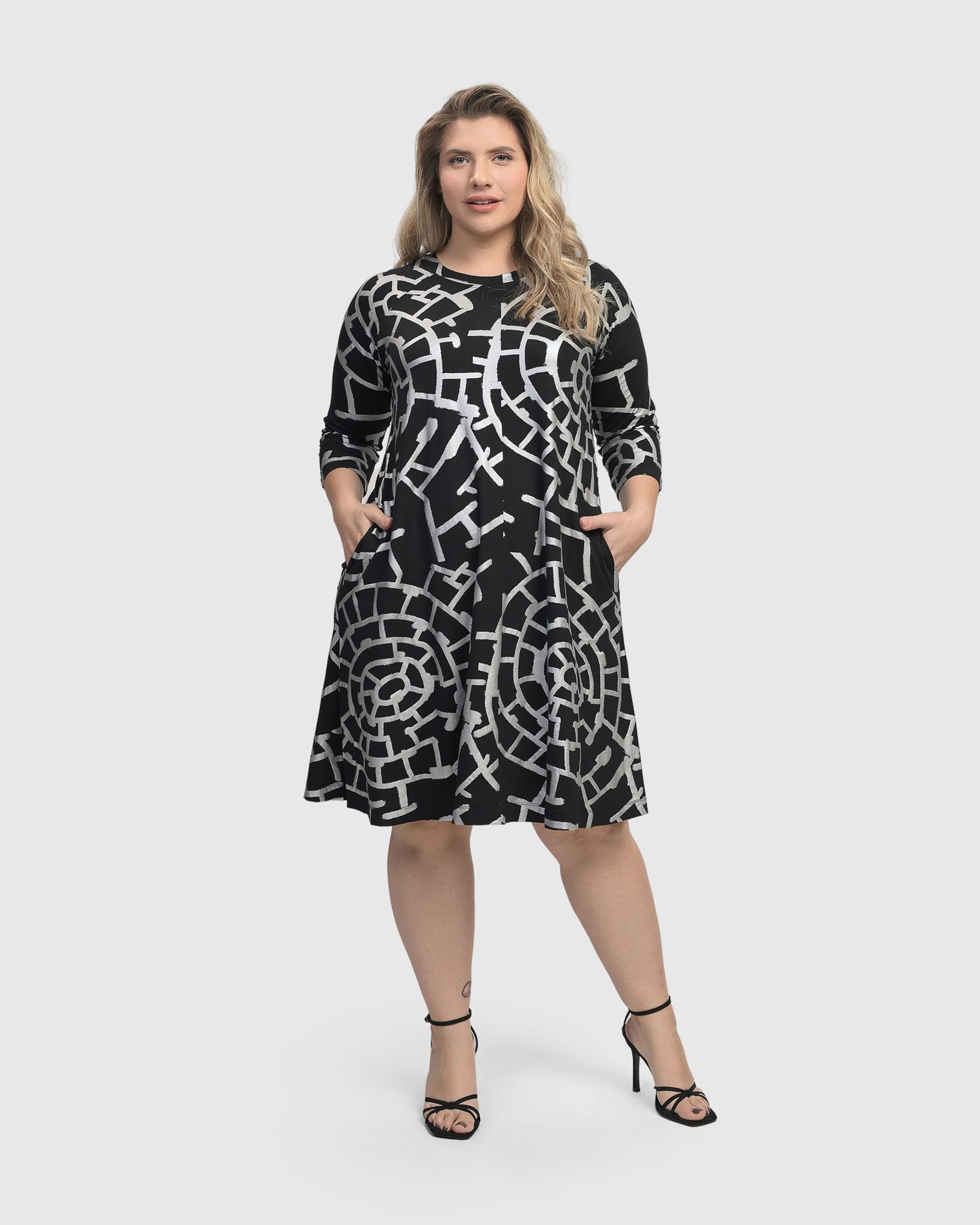 שמלה קלמנטיין קצרה מודפסת