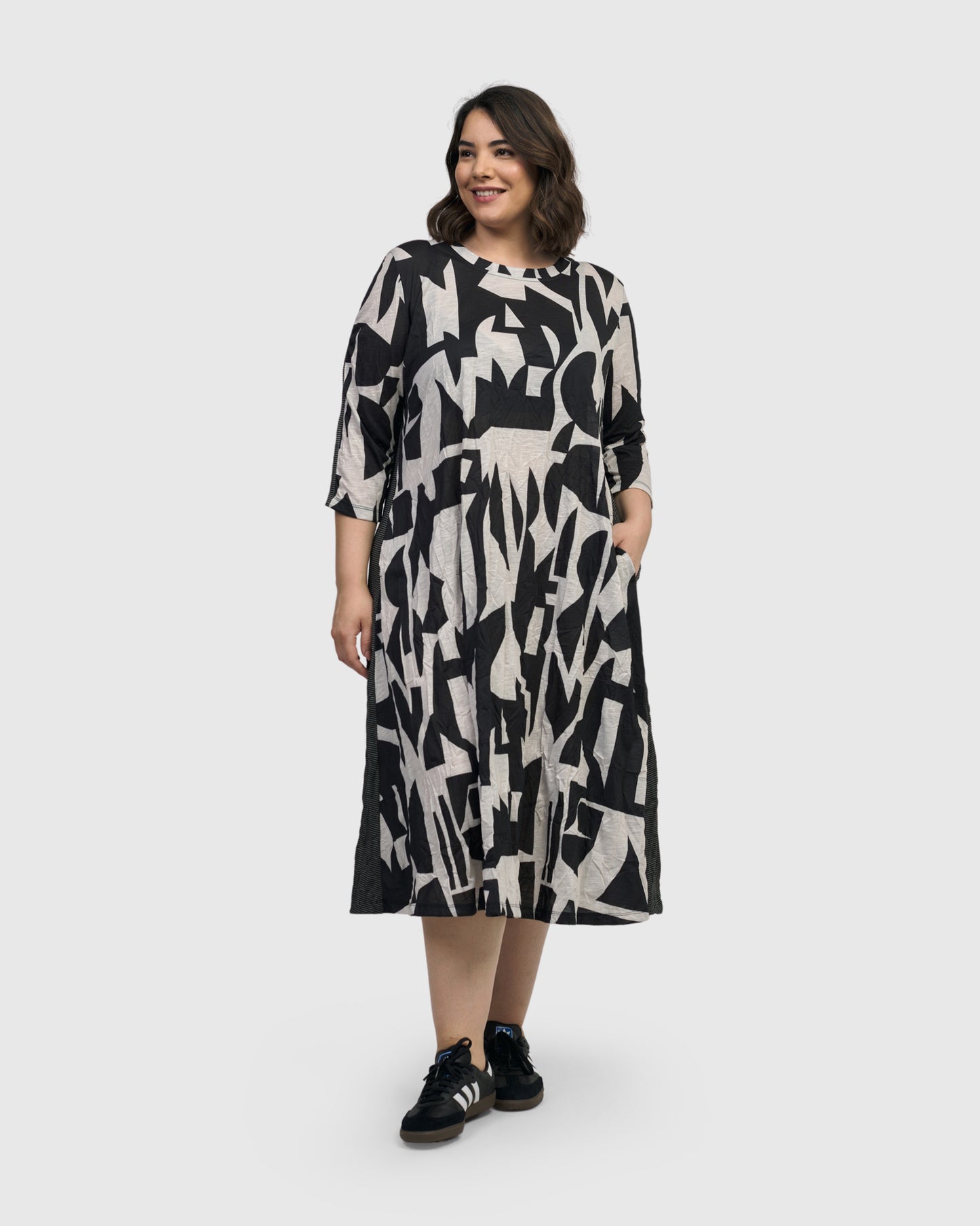 שמלה קרינקל חצי מיקס