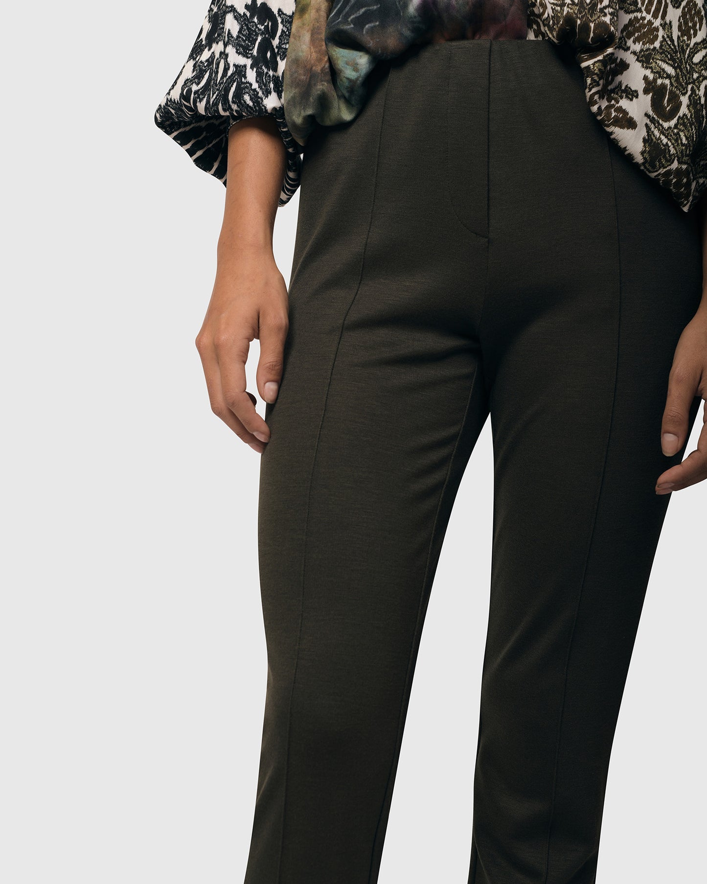 מכנסי מרילו חום