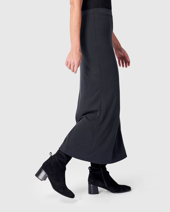 חצאית קופרו שחורה