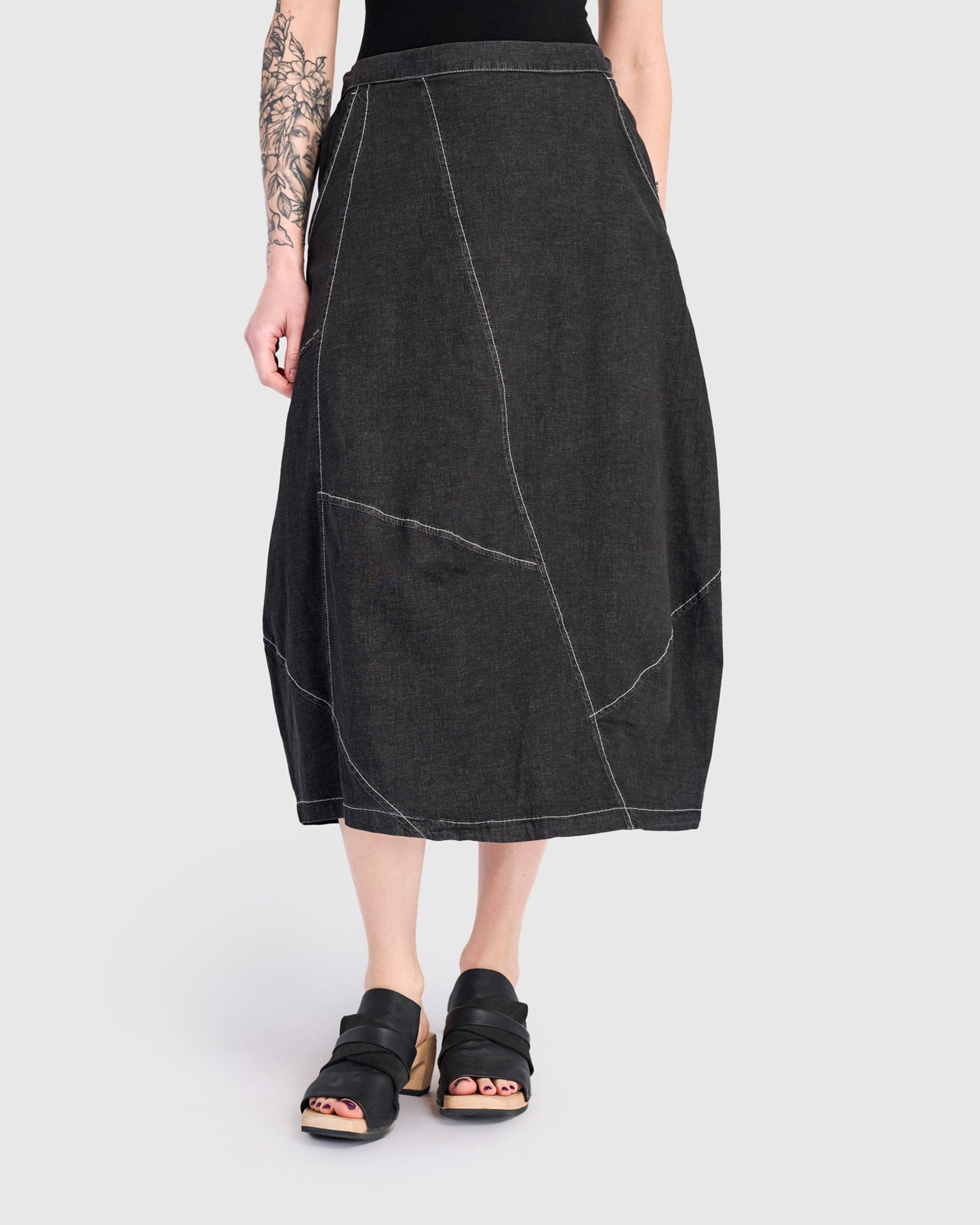 חצאית אורבן ג'ינס שחור