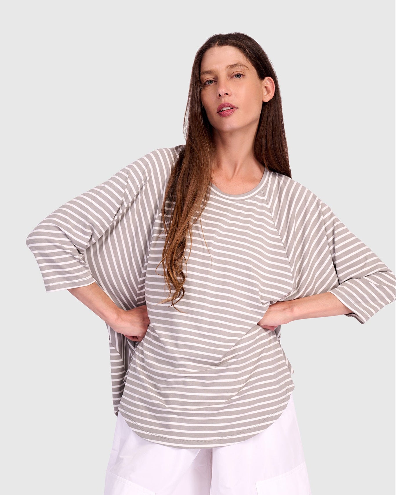 טוניקה חסידה פס אפור