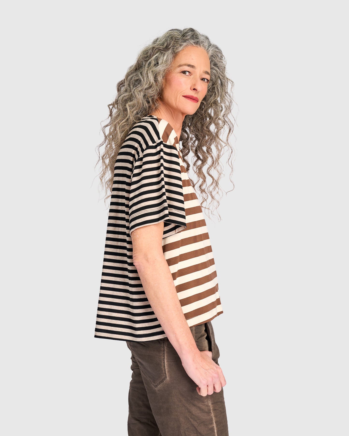 טישירט פסים צבעוניים מוקה מיקס