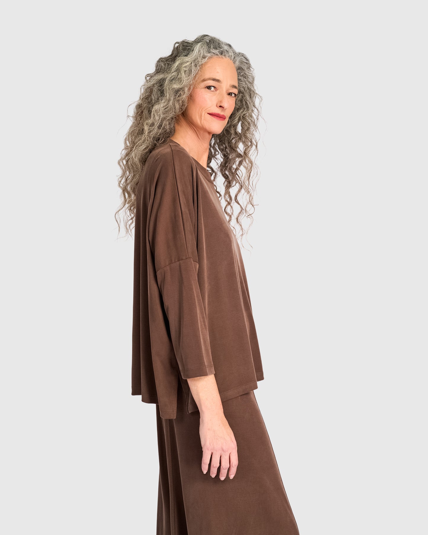 טישירט בסטי חומה