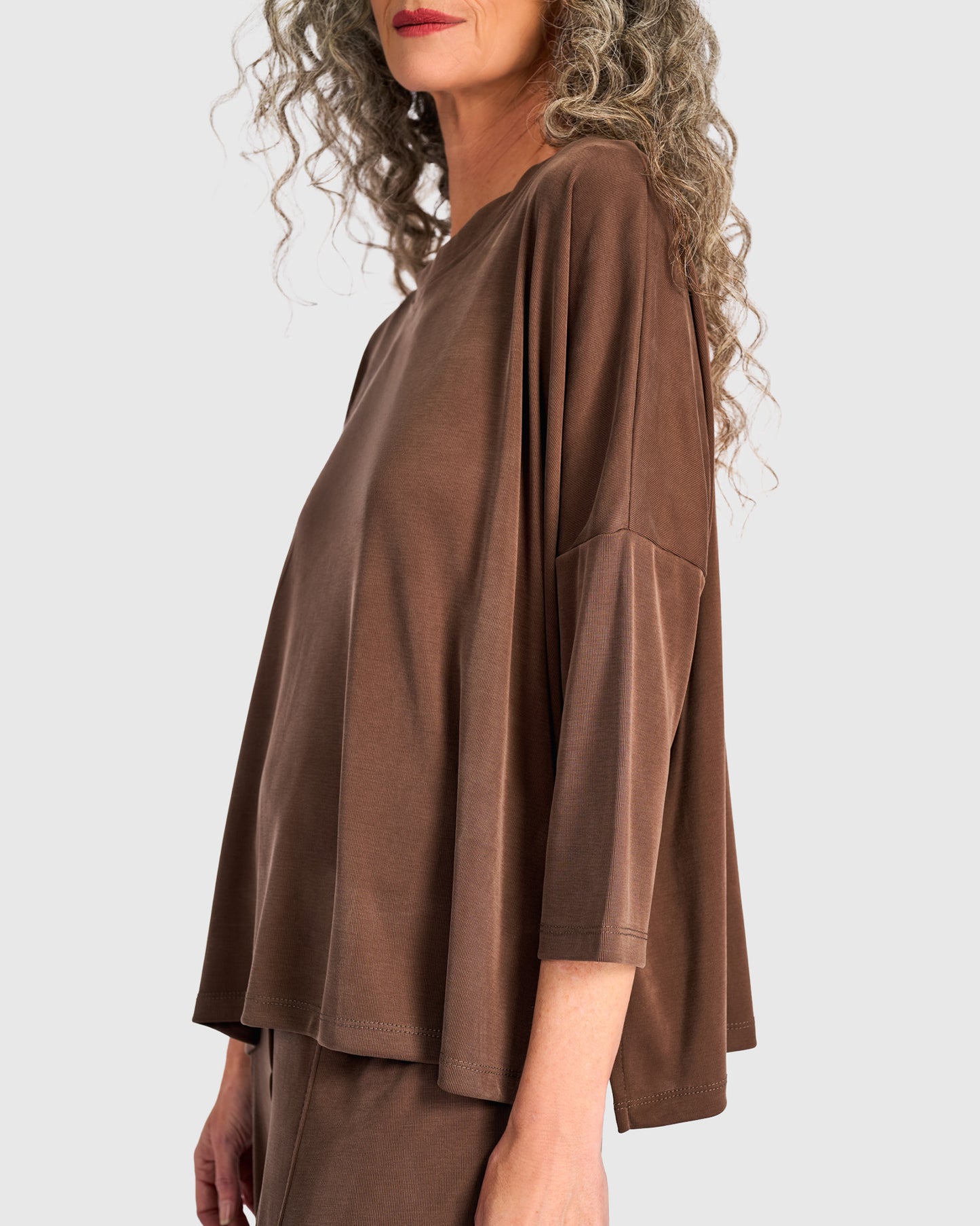 טישירט בסטי חומה