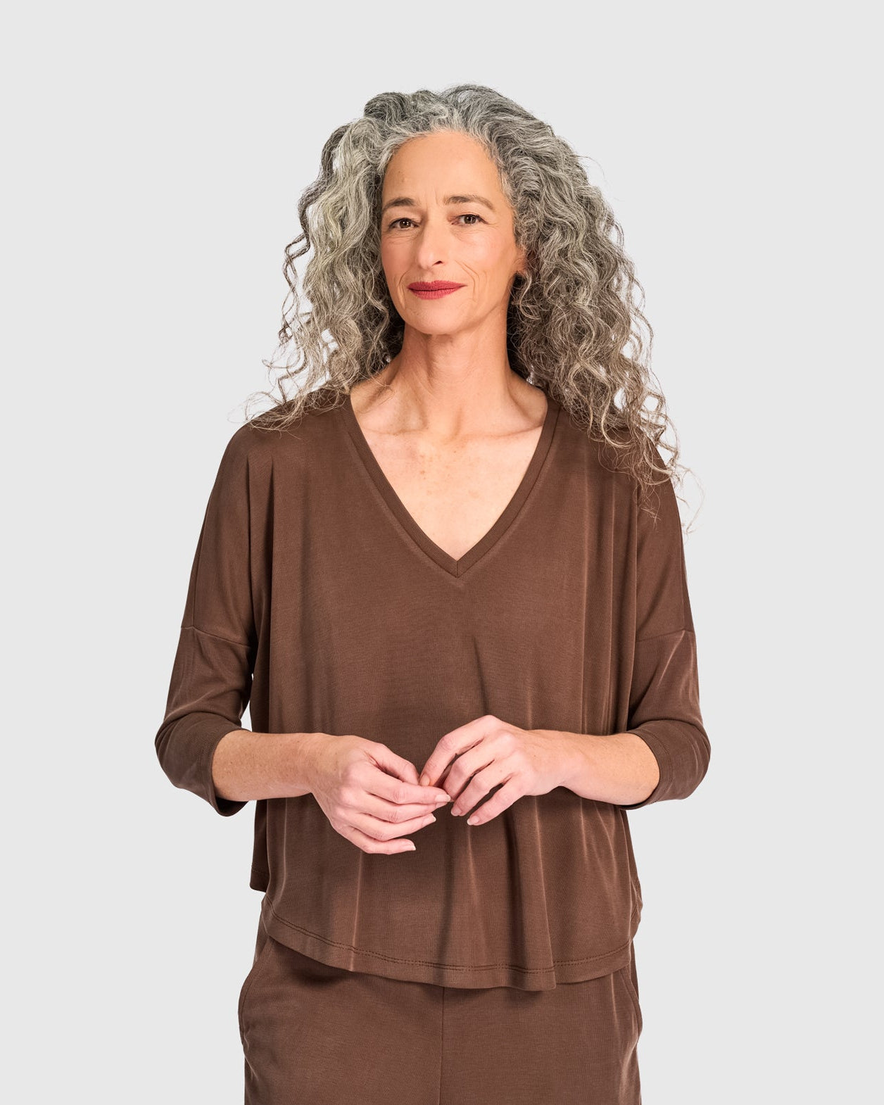 טישירט קריאייטיב חומה