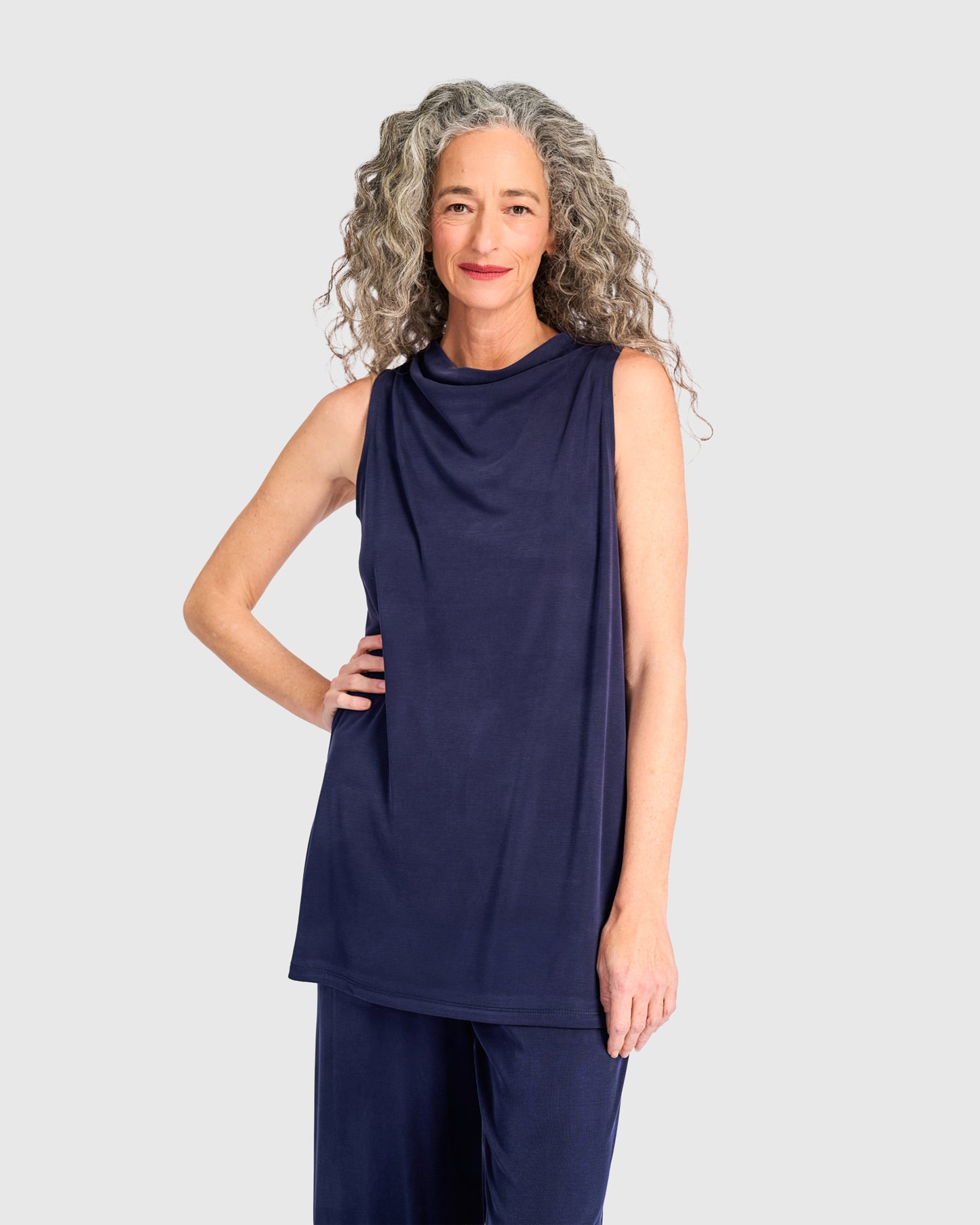 גופייה גולף כחולה