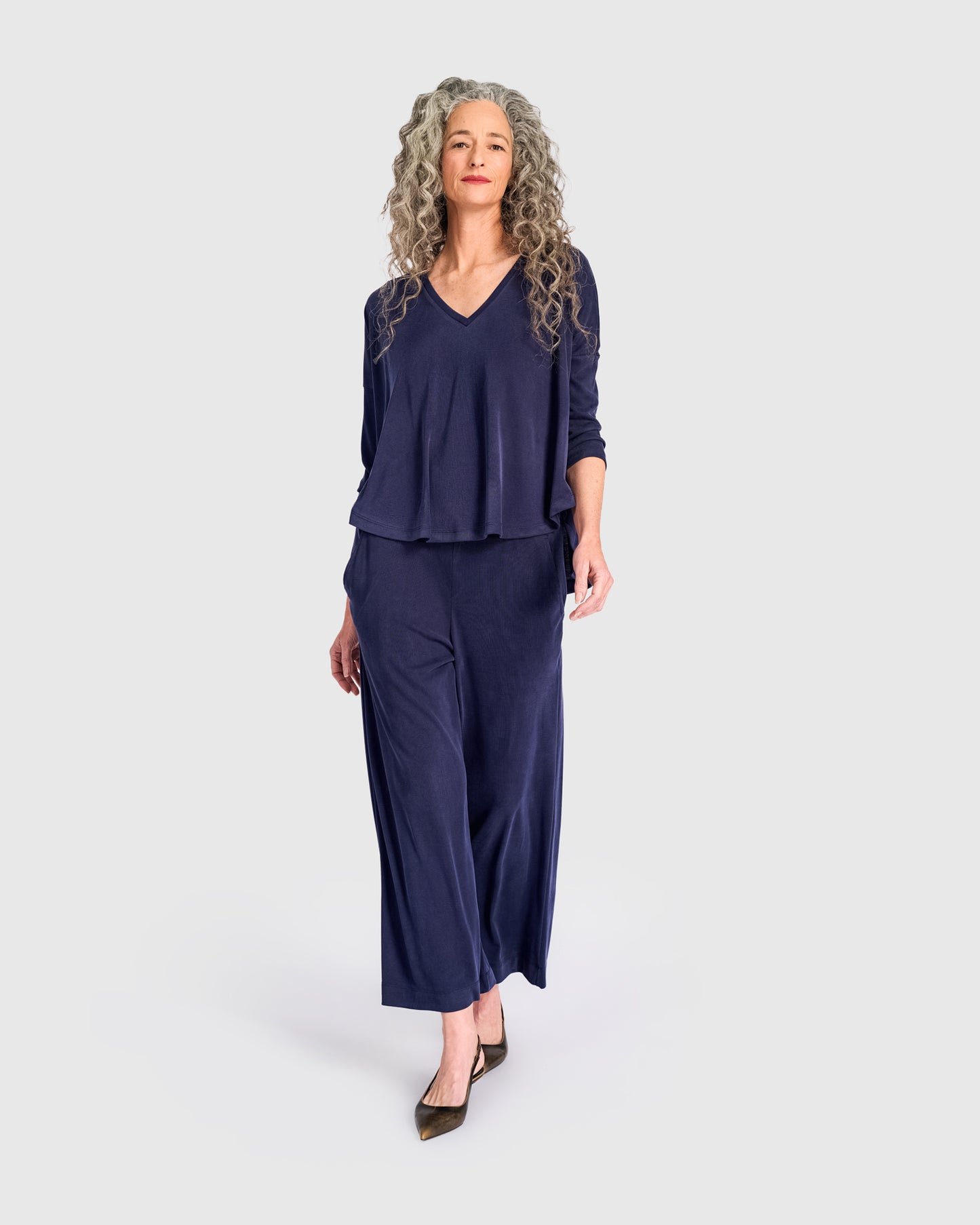 טישירט קריאייטיב כחולה