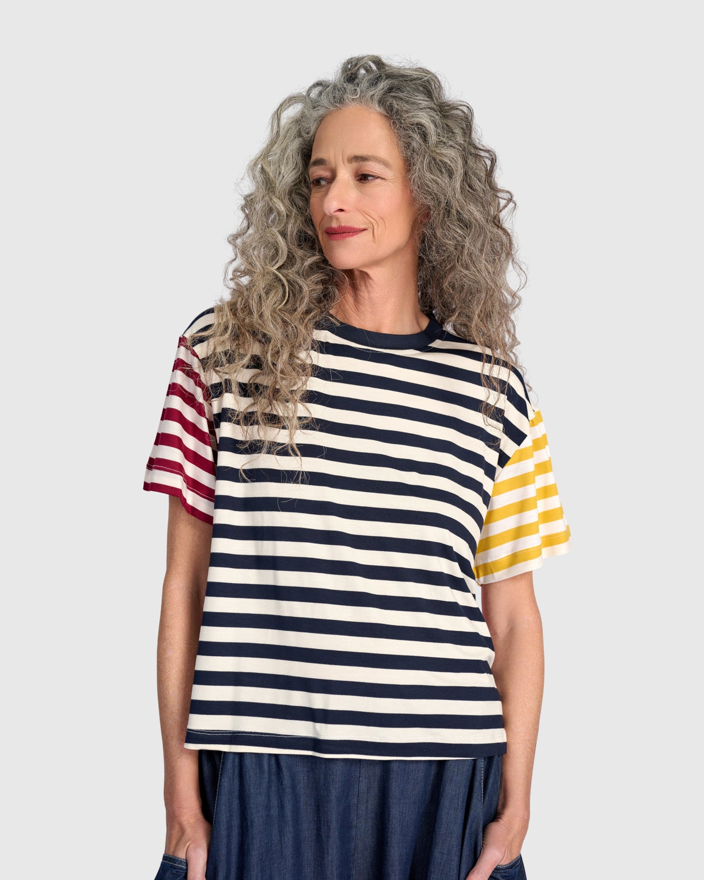 טישירט פסים צבעוניים