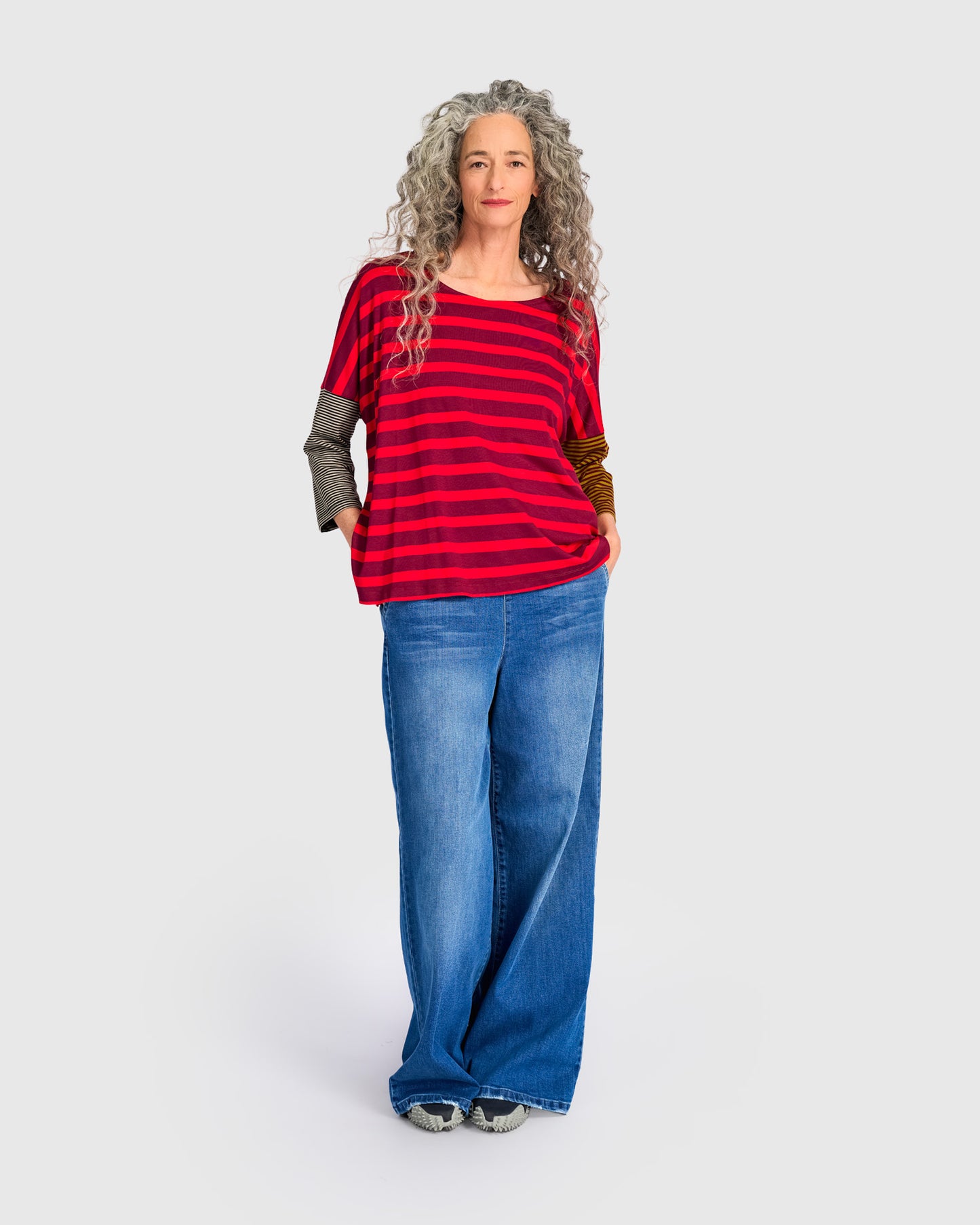 מכנסי גריי רחבים ג'ינס