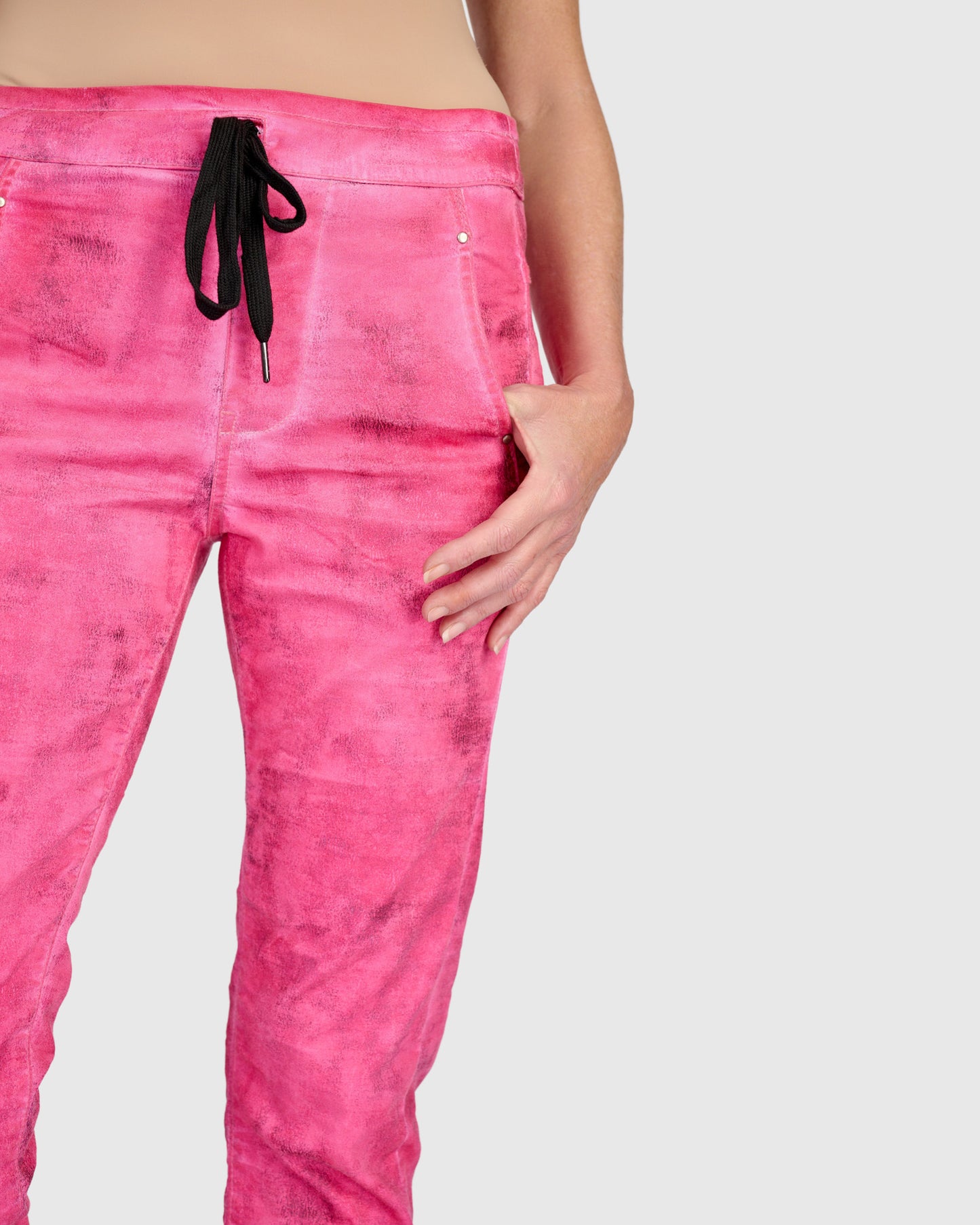 מכנסי גריי מג'נטה