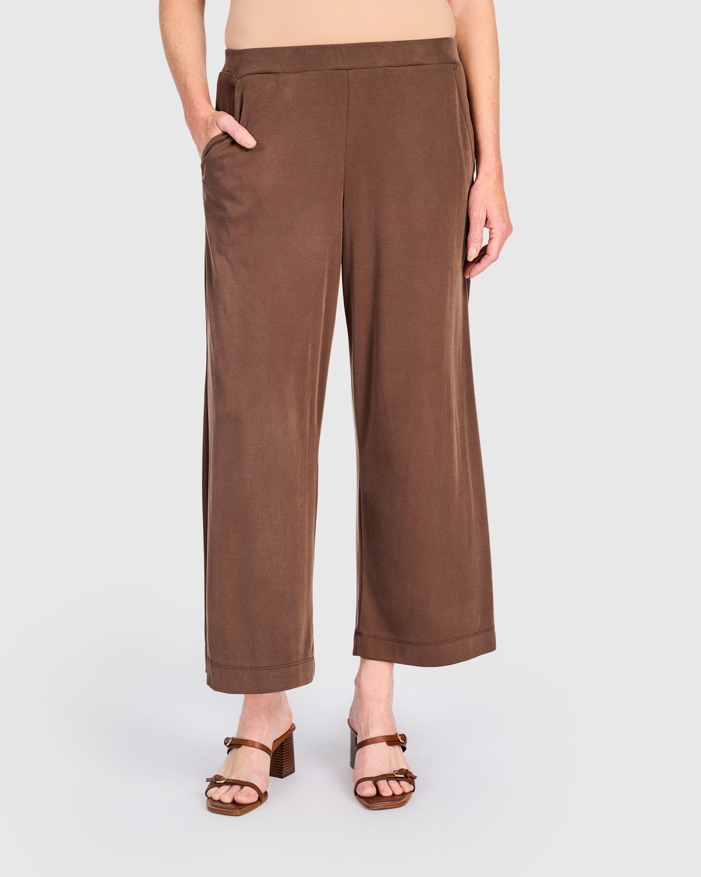 מכנסי בסטי חום