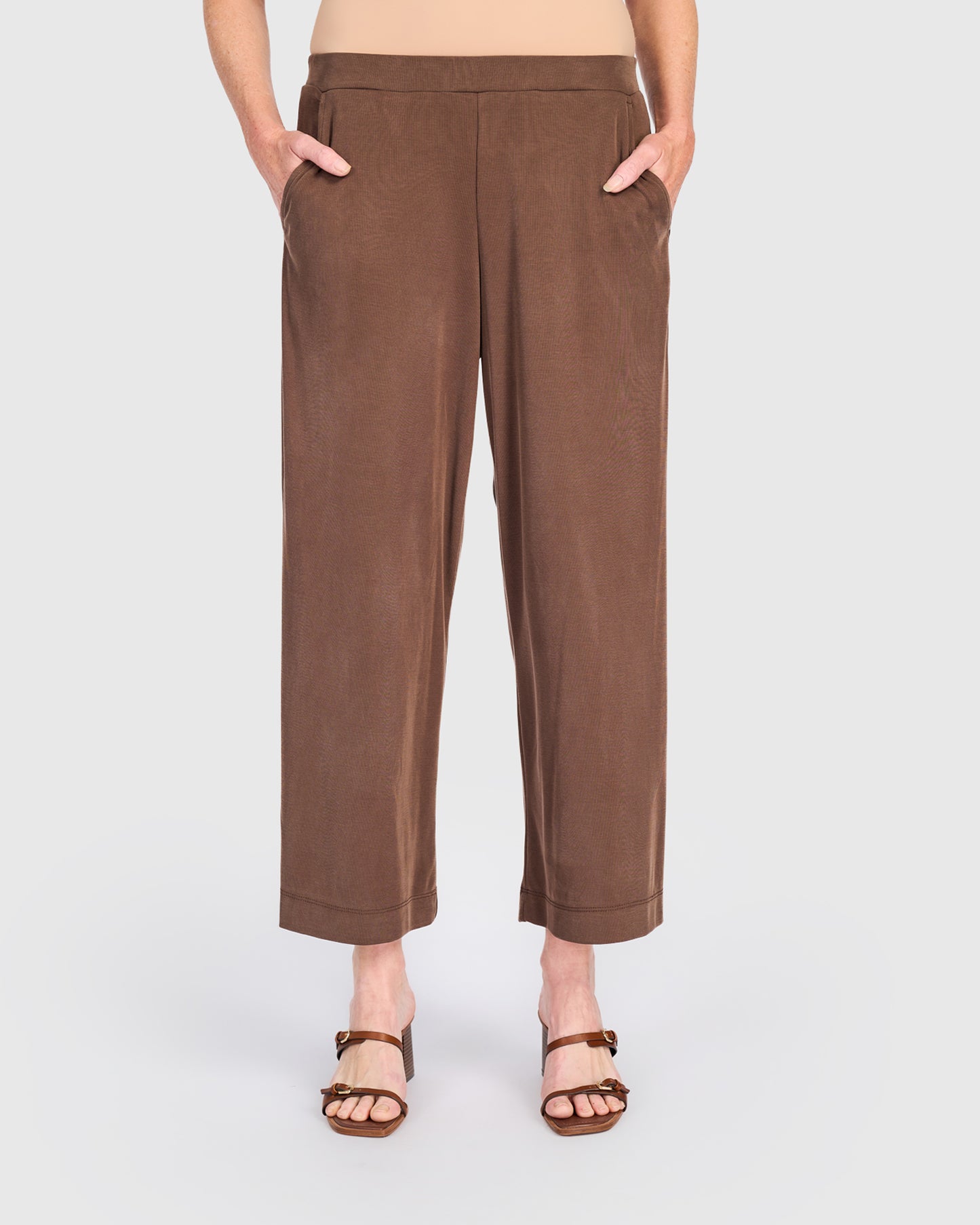 מכנסי בסטי חום