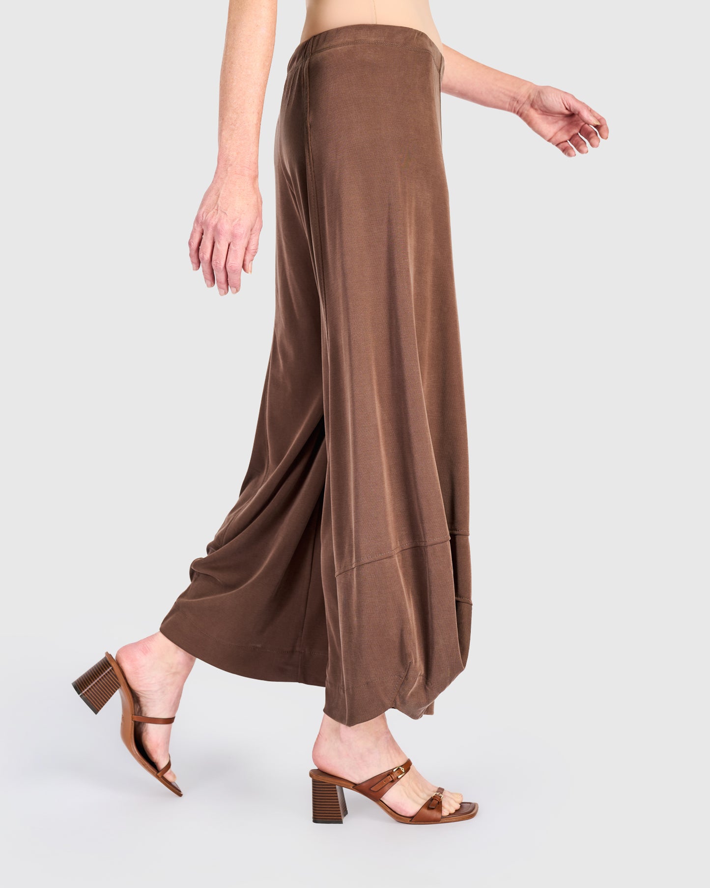 מכנסי פונטו חום