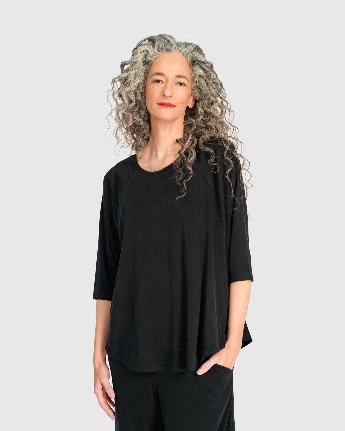 טוניקה חסידה שחורה