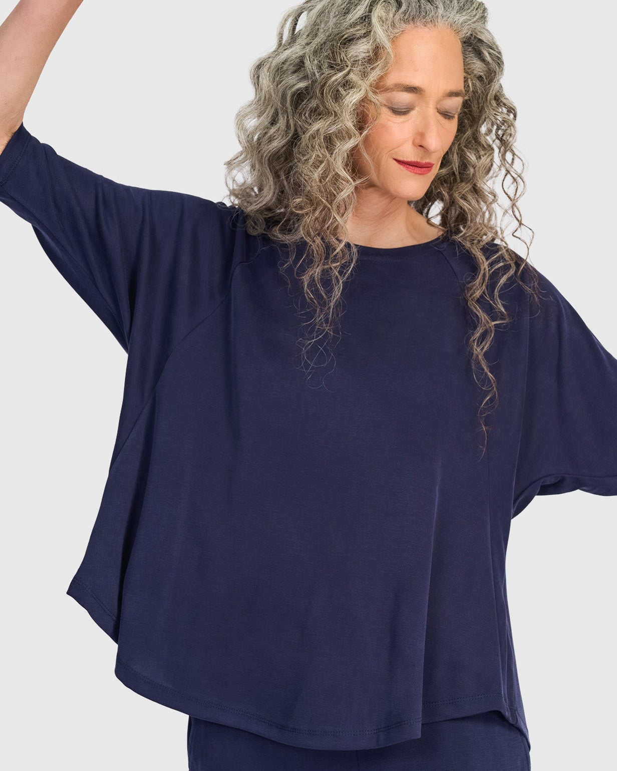 טוניקה חסידה כחולה