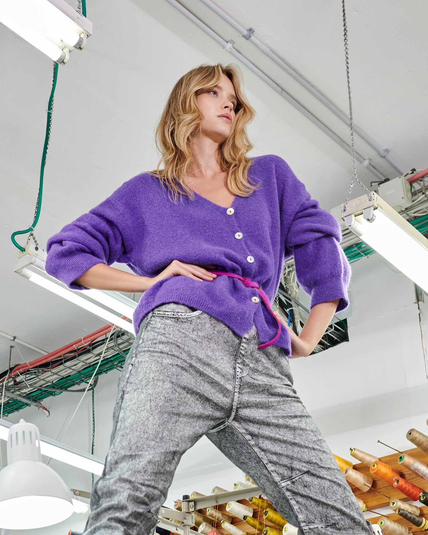 סריג מתחלף סגול