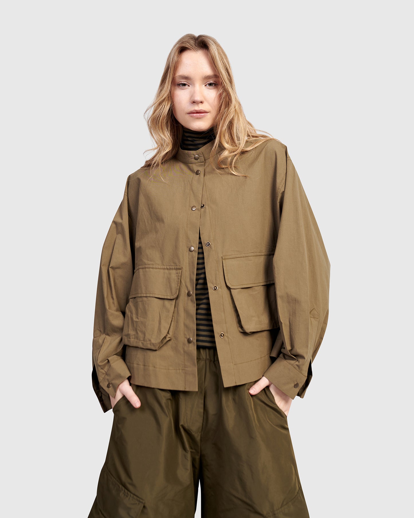 חולצה אורבן מוצלחת חאקי