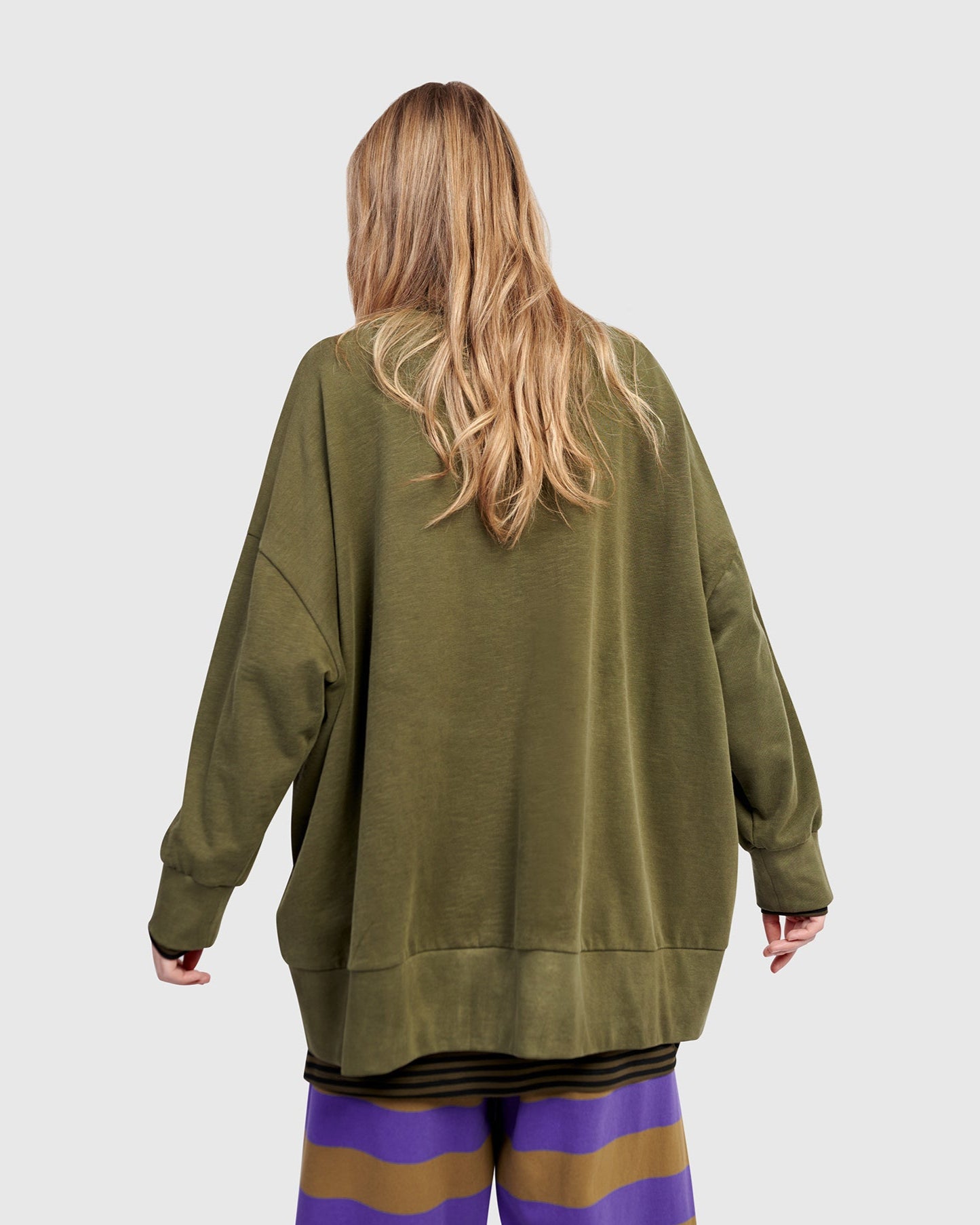 סווטשירט אורבן חאקי זית